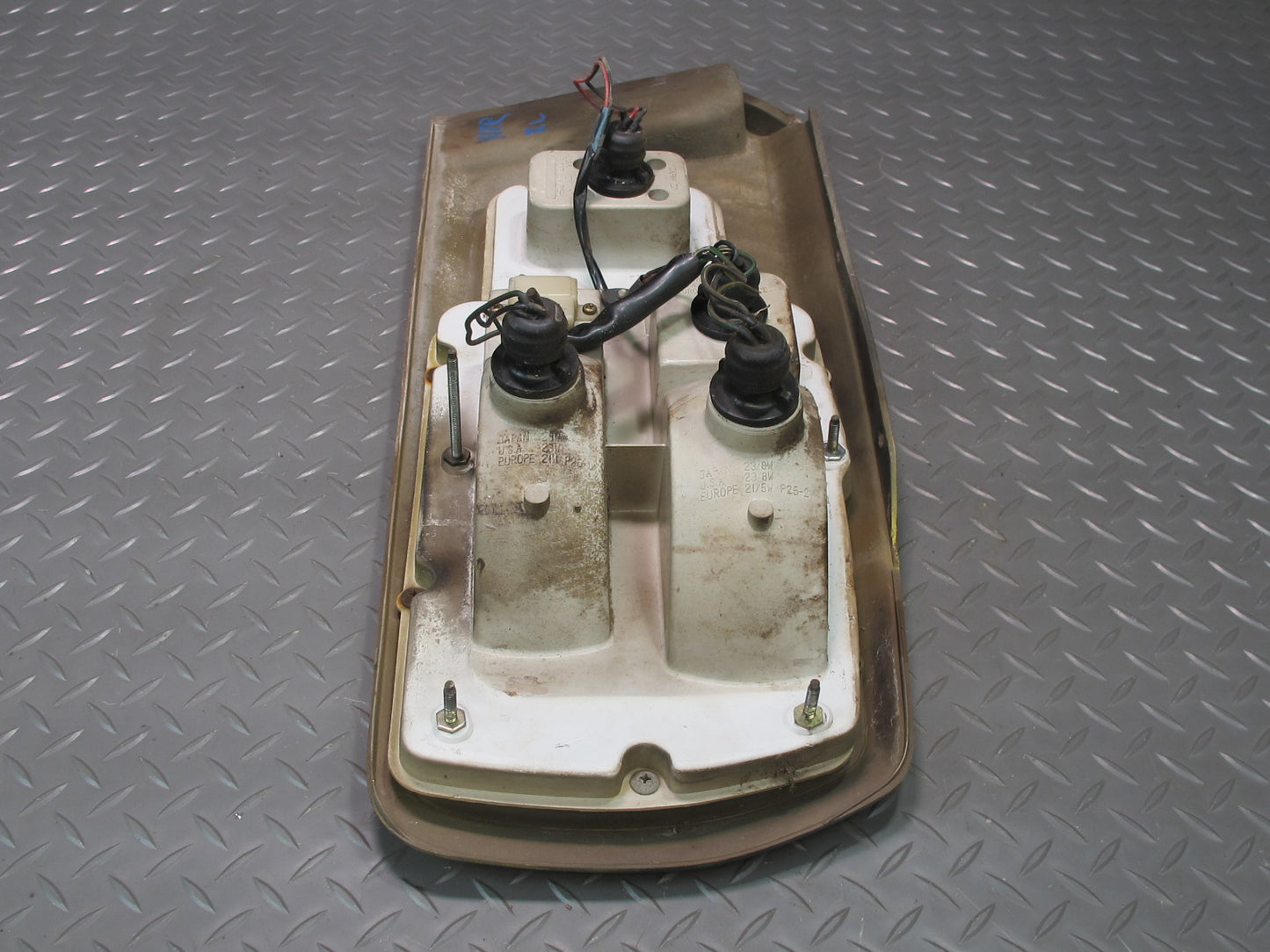 75-78 Datsun S30 280Z 2+2 Rear Left Tail Light Lamp OEM