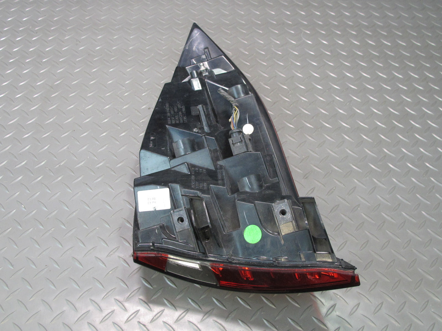 2011-2014 Porsche Cayenne 958 Rear Left Drvier Side Outer Tail Light Lamp