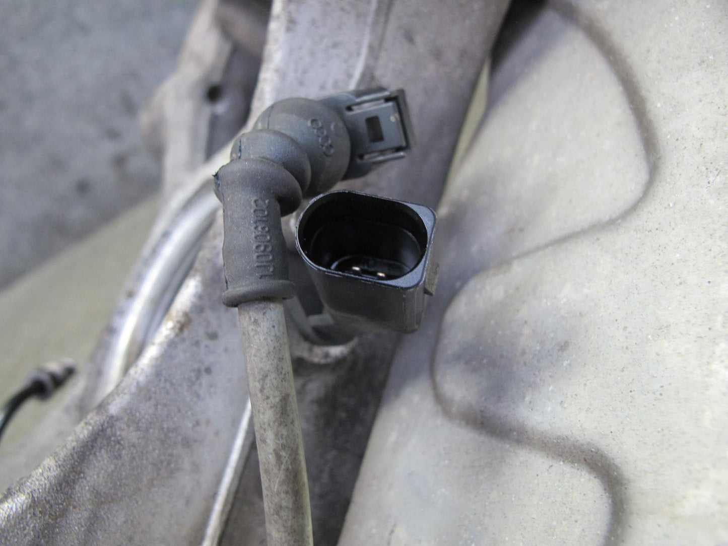 17-23 Porsche Panamera 971 AWD Front Left Spindle Knuckle Wheel Hub Bearing