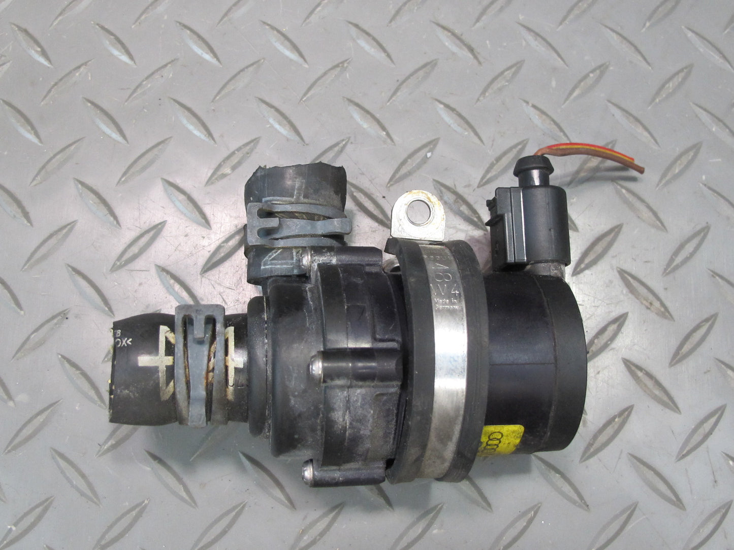 11-14 Porsche Cayenne 958 4.8L Hvac Heater Water Control Auxiliary Valve Set