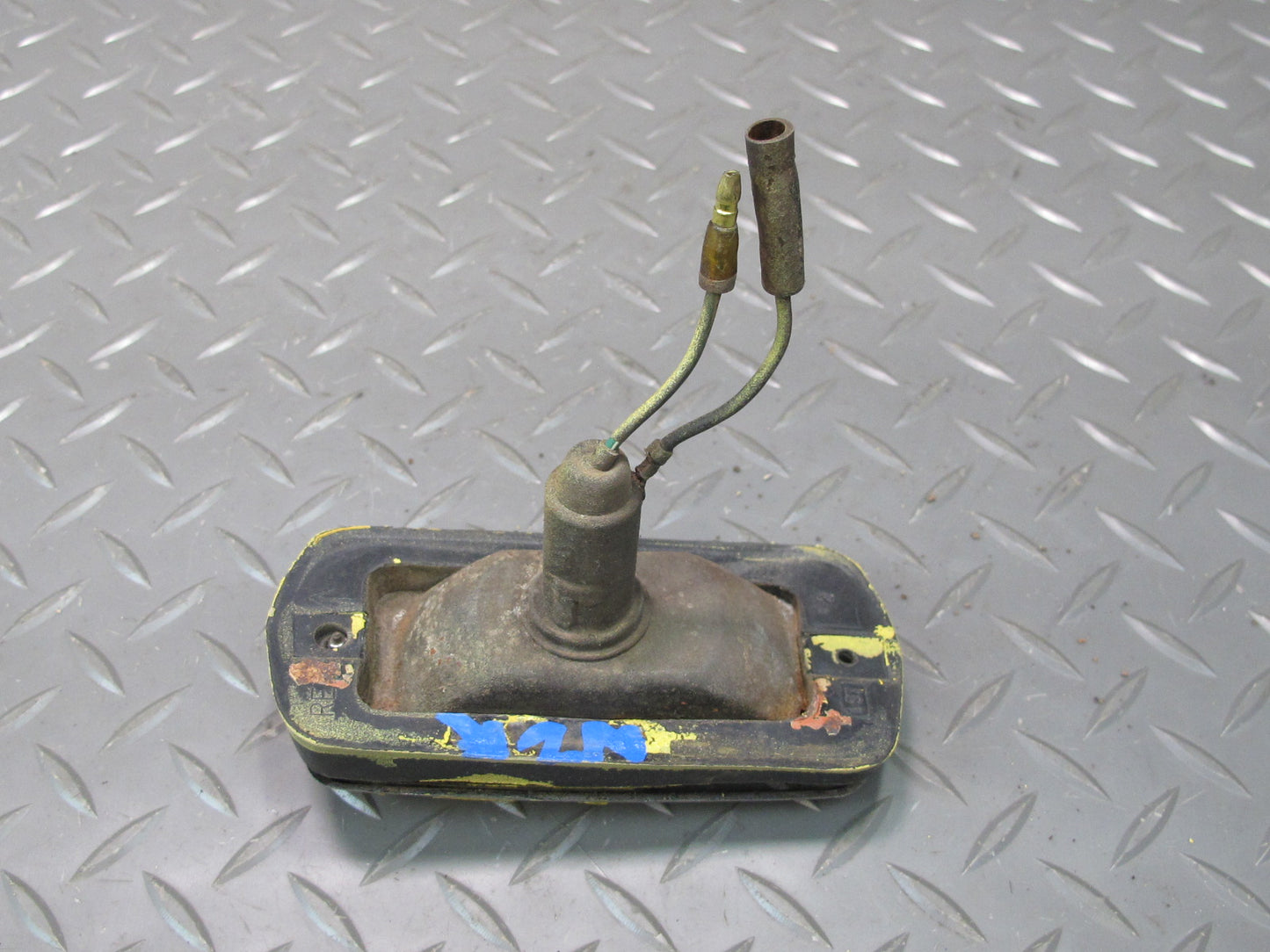 75-78 Datsun S30 280Z Set of 2 Rear Left & Right Side Marker Light Lamp OEM