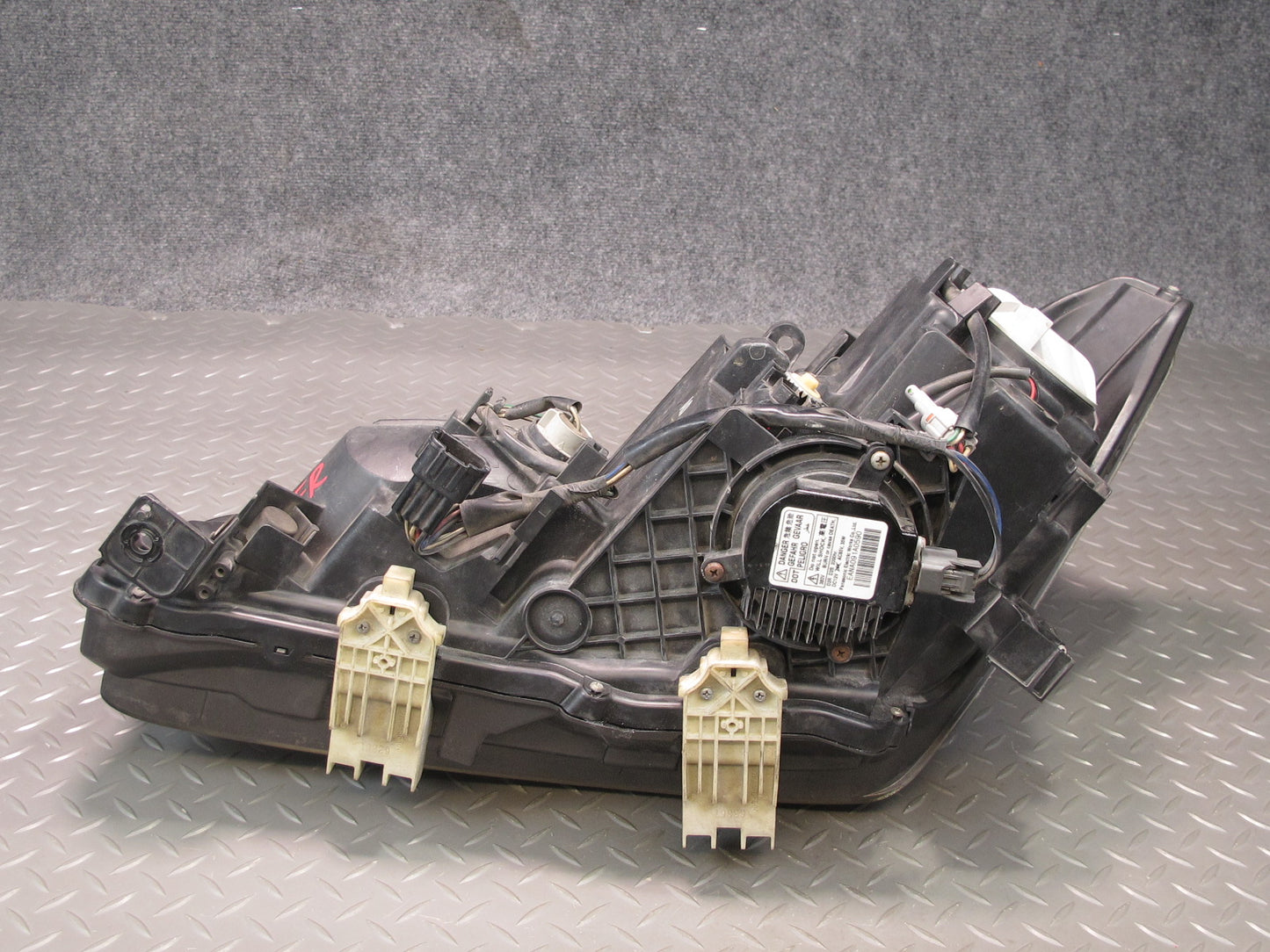 2011-2014 Infiniti QX56 QX80 Front Right Passenger Side Xenon HID Headlight Lamp