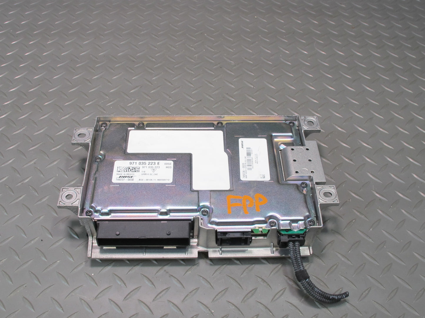 17-18 Porsche Panamera 971 Bose Audio Radio Amplifier AMP 971035223E