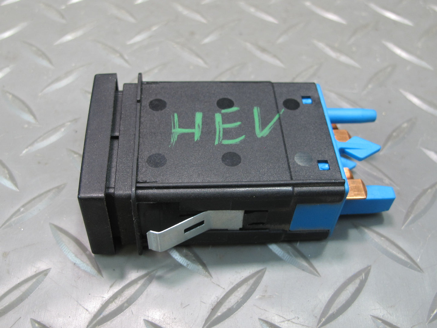 99-03 VW Eurovan T4 Rear Window Defrost Control Button Switch 7D0959621 OEM