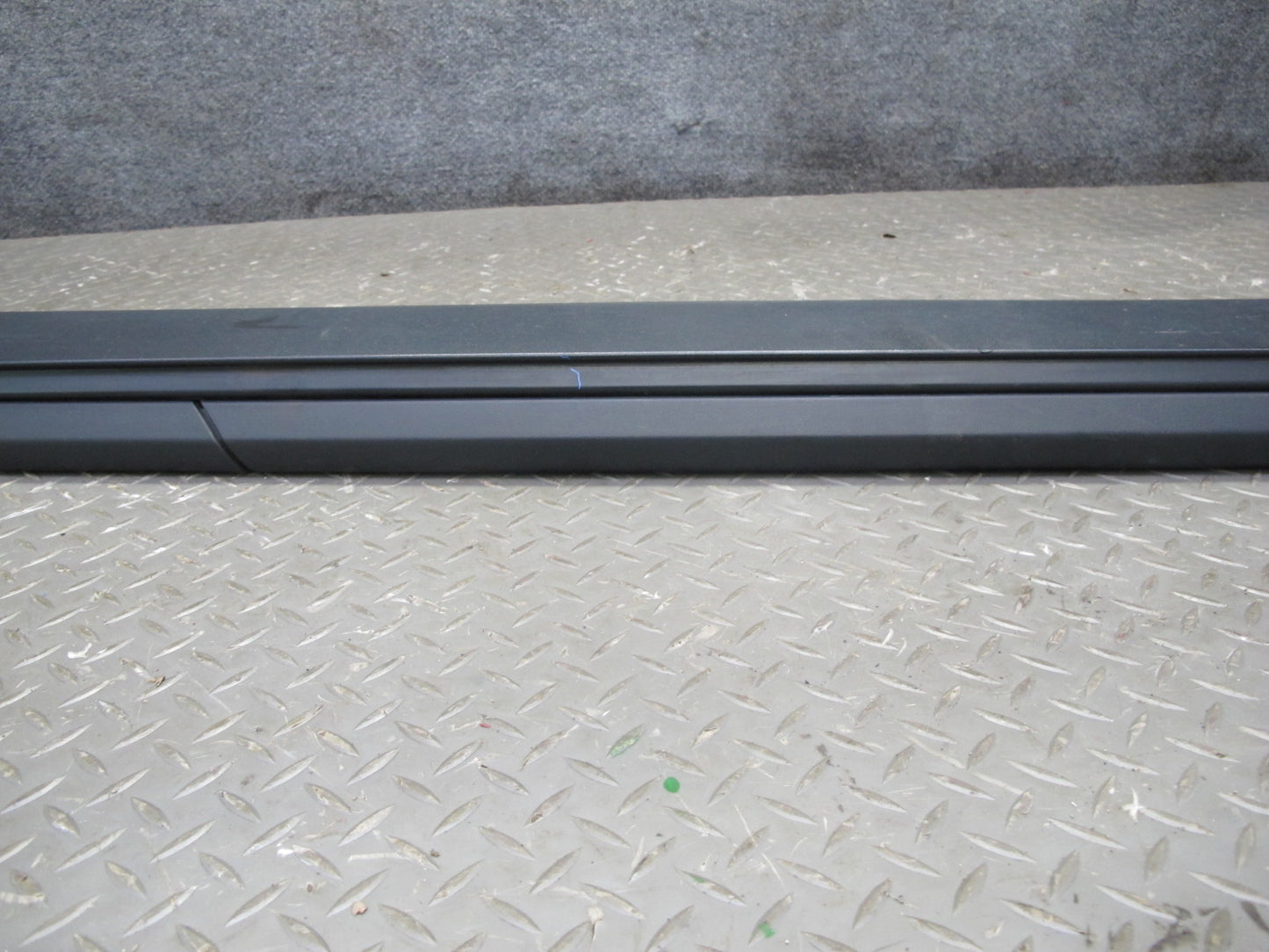 2011-2018 Porsche Cayenne 958 Left & Right Side Skirt Rocker Panel Molding Set