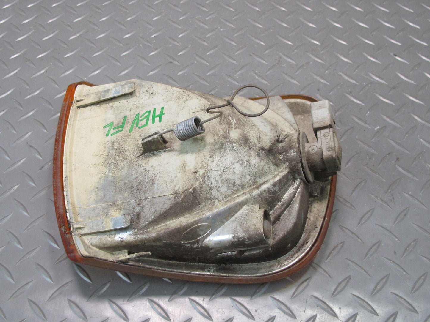 99-03 VW Eurovan T4 Set of 2 Front Left & Right Turn Signal Light Lamp OEM