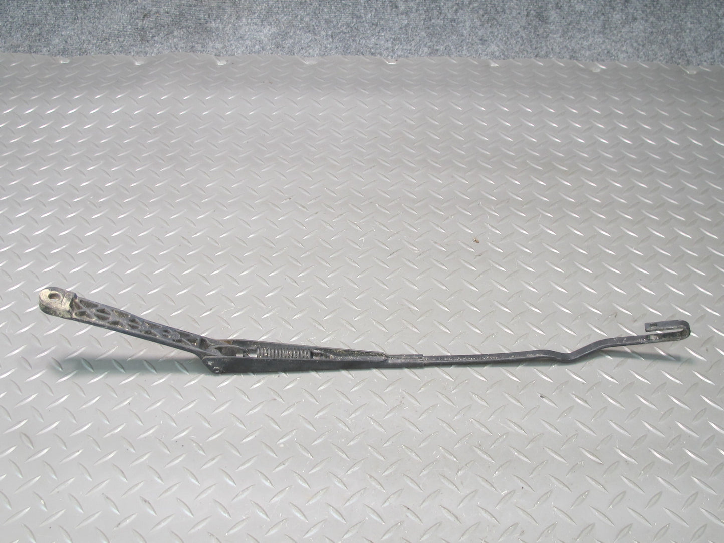 99-03 VW Eurovan T4 Set of 2 Front Windshield Left & Right Wiper Arm OEM