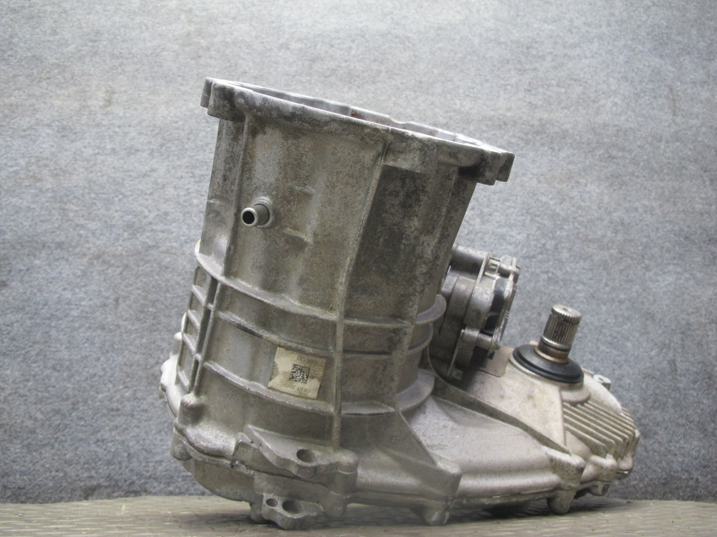 2011-2014 Porsche Cayenne S 958 4.8L AWD Transmission Transfer Case Box w Motor