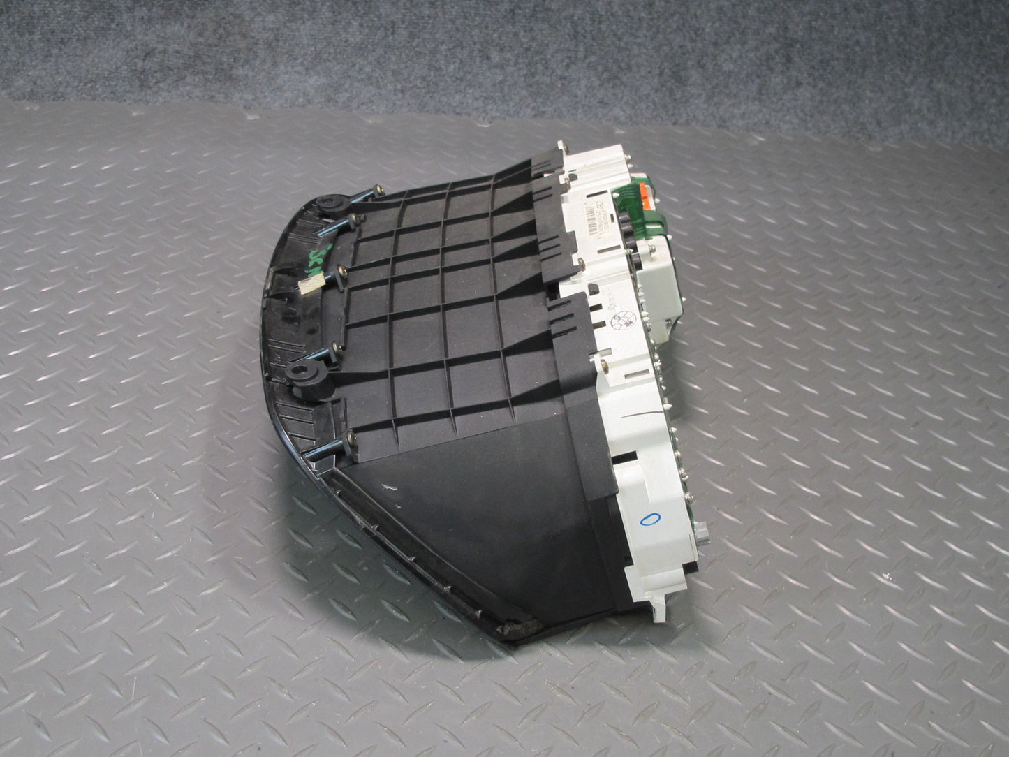 98-00 Lexus JZZ31L SC300 A/T Instrument Cluster Speedometer 83800-24021 OEM