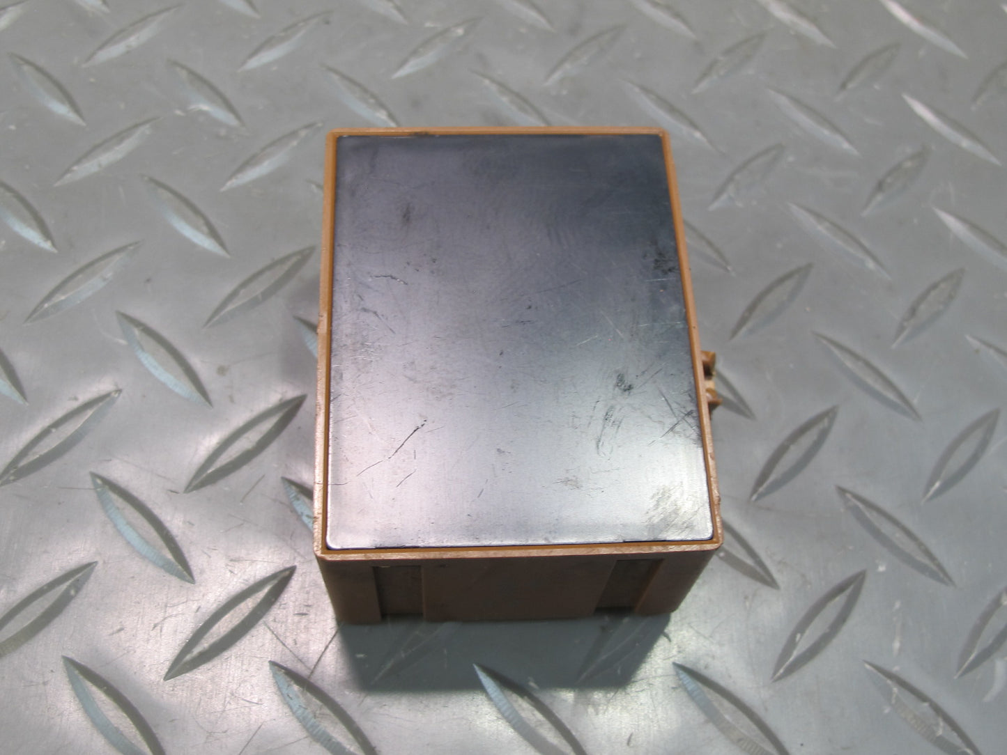 98-00 Lexus JZZ31L SC400 SC300 Lamp Failure Control Module 89373-24150 OEM