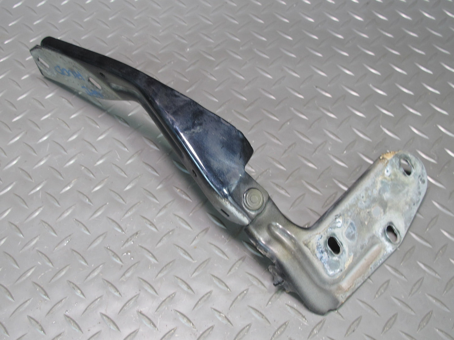 2011-2014 Porsche Cayenne 958 Front Left & Right Hood Hinge Set of 2