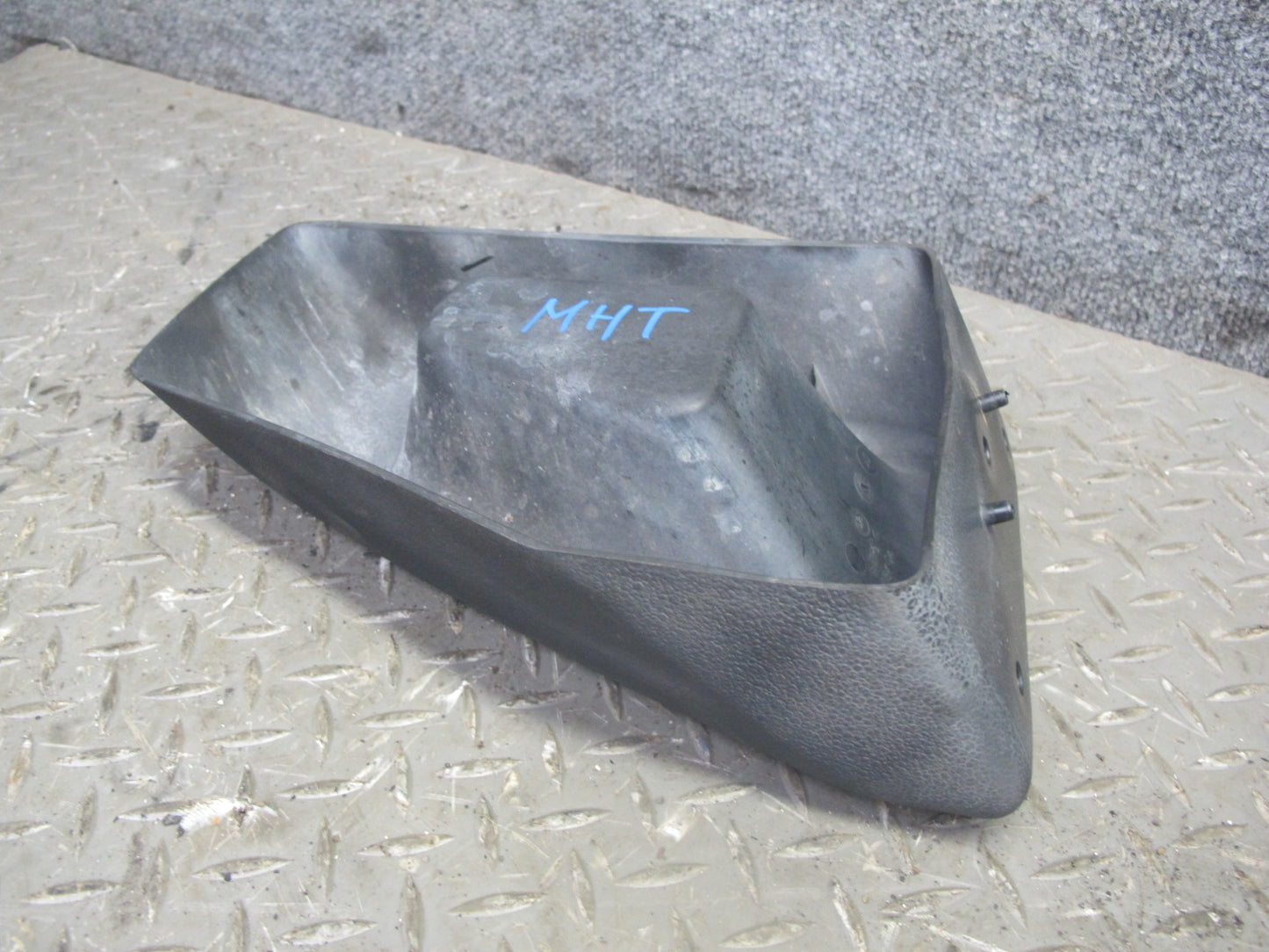 2003-2009 Hummer H2 Front Left Driver Side Bumper Extension END Cap Cover