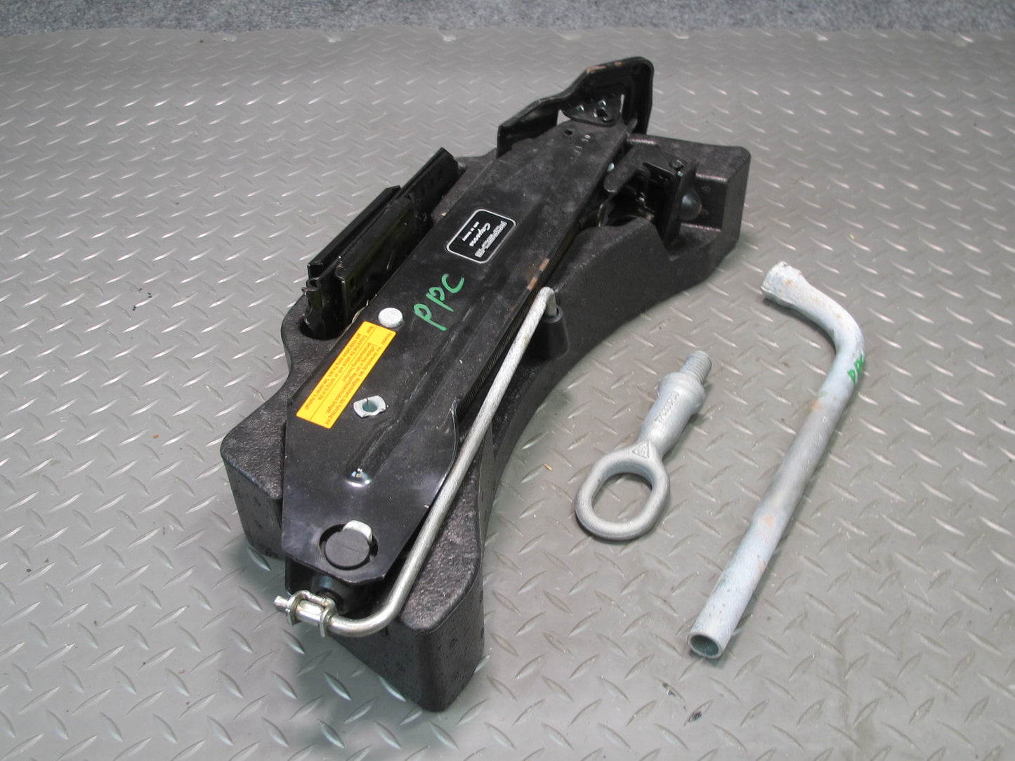 2011-2018 Porsche Cayenne 958 Rear Spare Tire Lift Jack Tool KIT W/ Foam Set