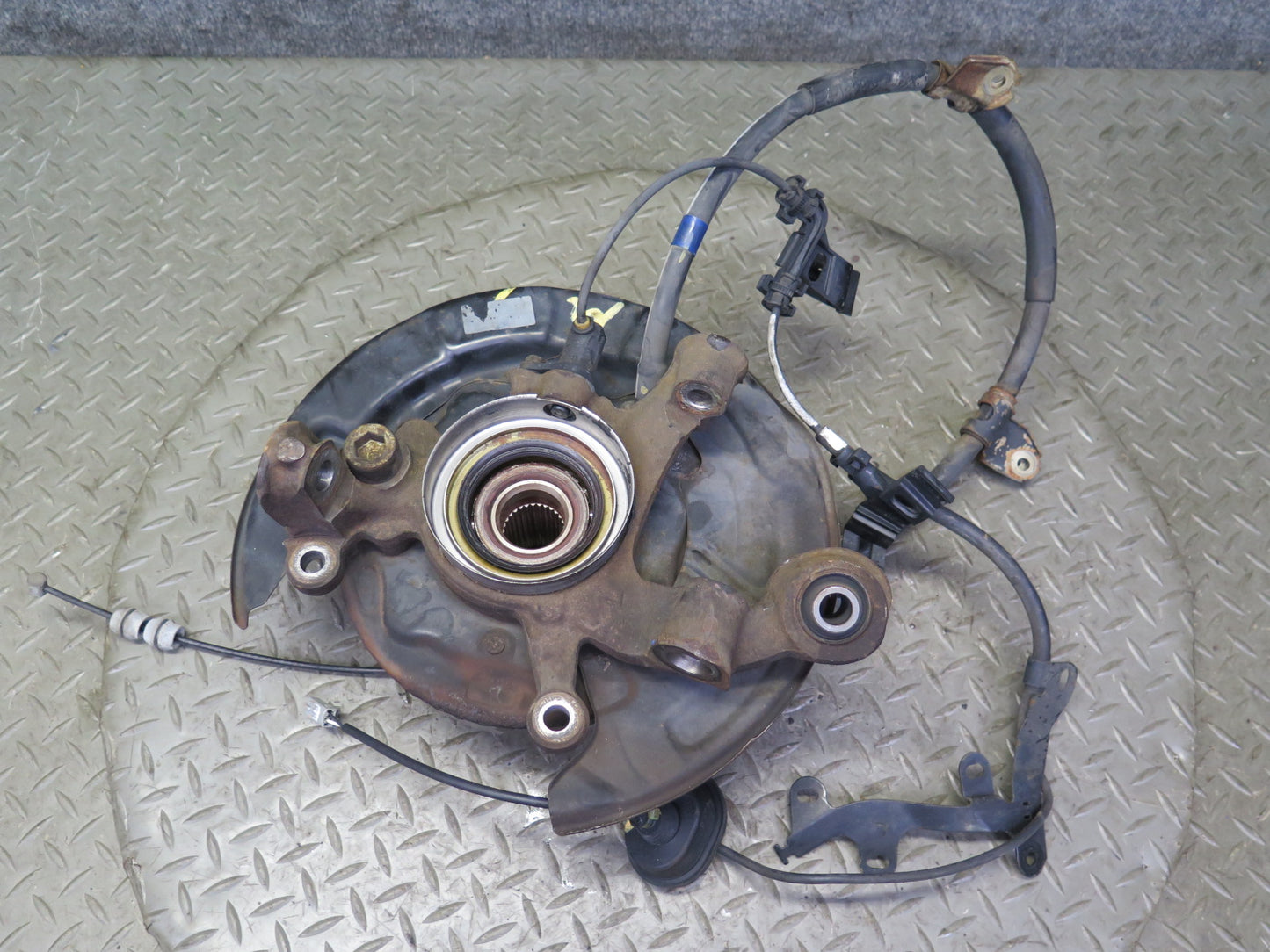 92-00 Lexus JZZ31L SC400 SC300 RWD Rear Left Spindle Knuckle Wheel Hub OEM