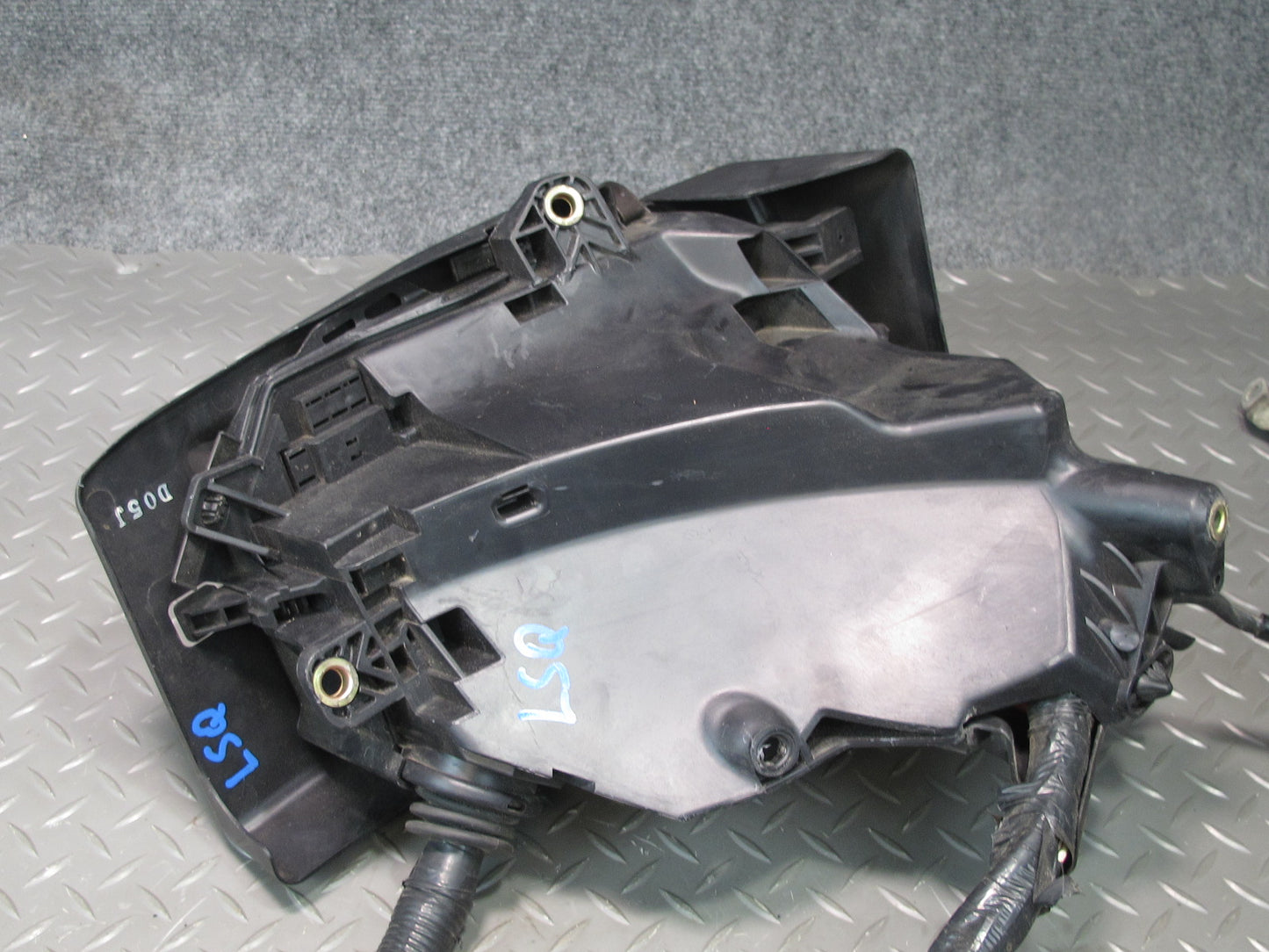 98-00 Lexus UCF20L LS400 Engine Bay Fuse Relay Box Module OEM