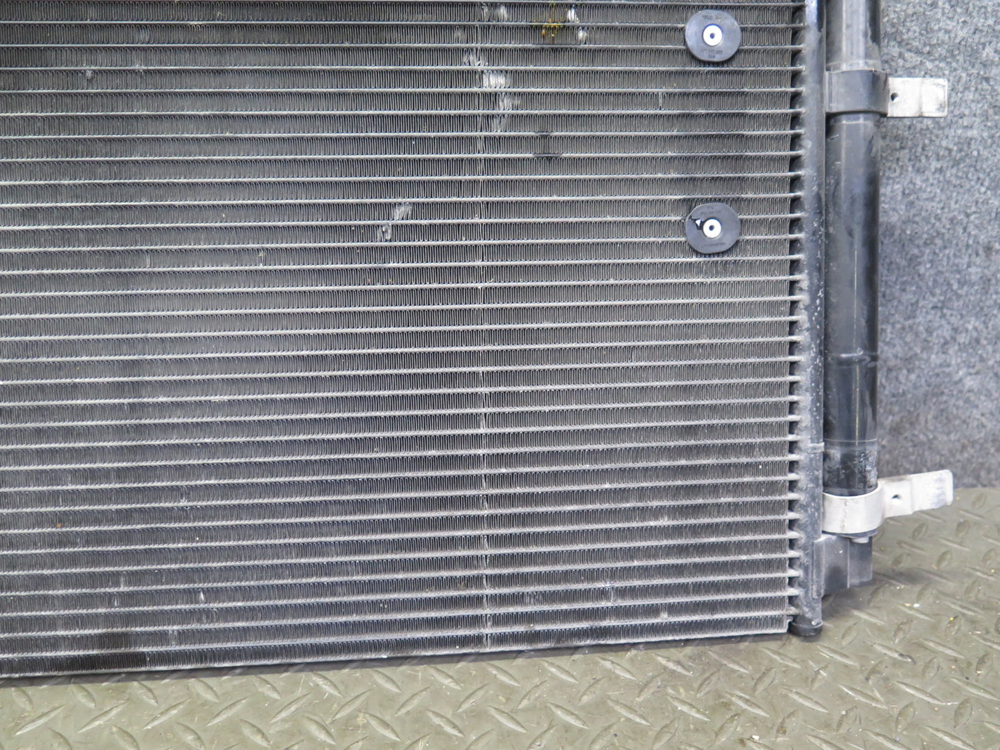 08-12 Audi 8T S5 4.2L A/C Air Condition Condenser 8K0260401R OEM