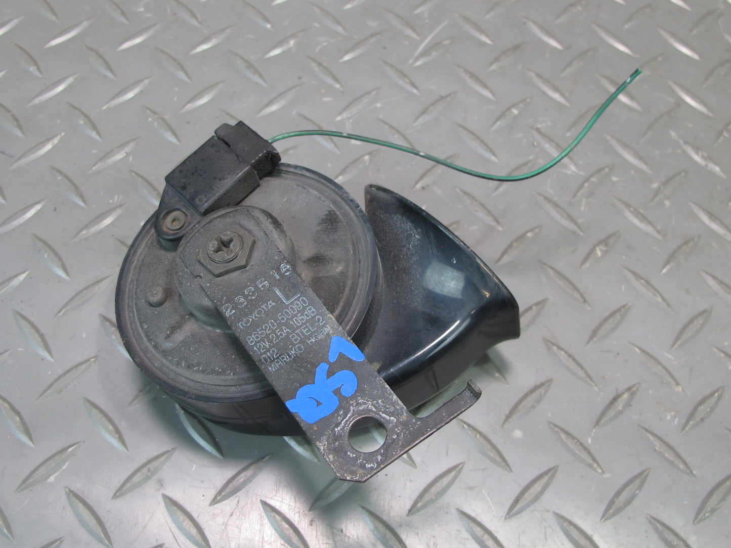 98-00 Lexus UCF20L LS400 Set of 2 High & Low Tone Note Pitch Horn Signal OEM