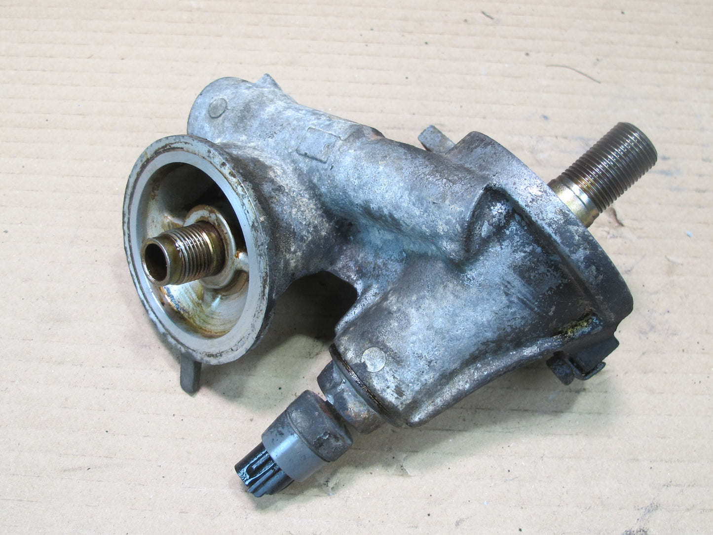 98-00 Lexus JZZ31L SC300 2JZGE Engine Oil Filter Housing OEM