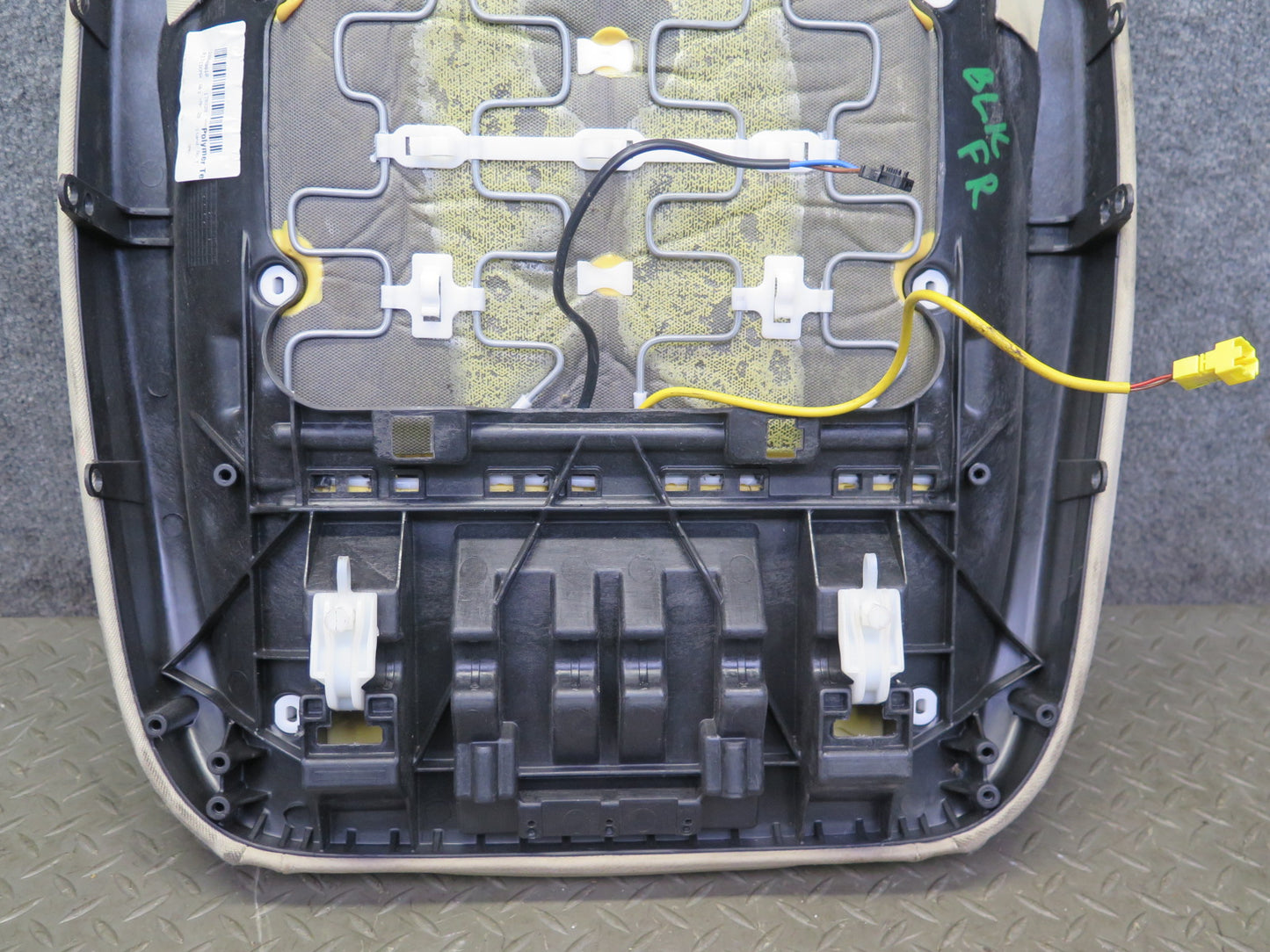 05-06 Mercedes R171 Slk-class Front Right Leather Seat Lower Cushion Beige OEM