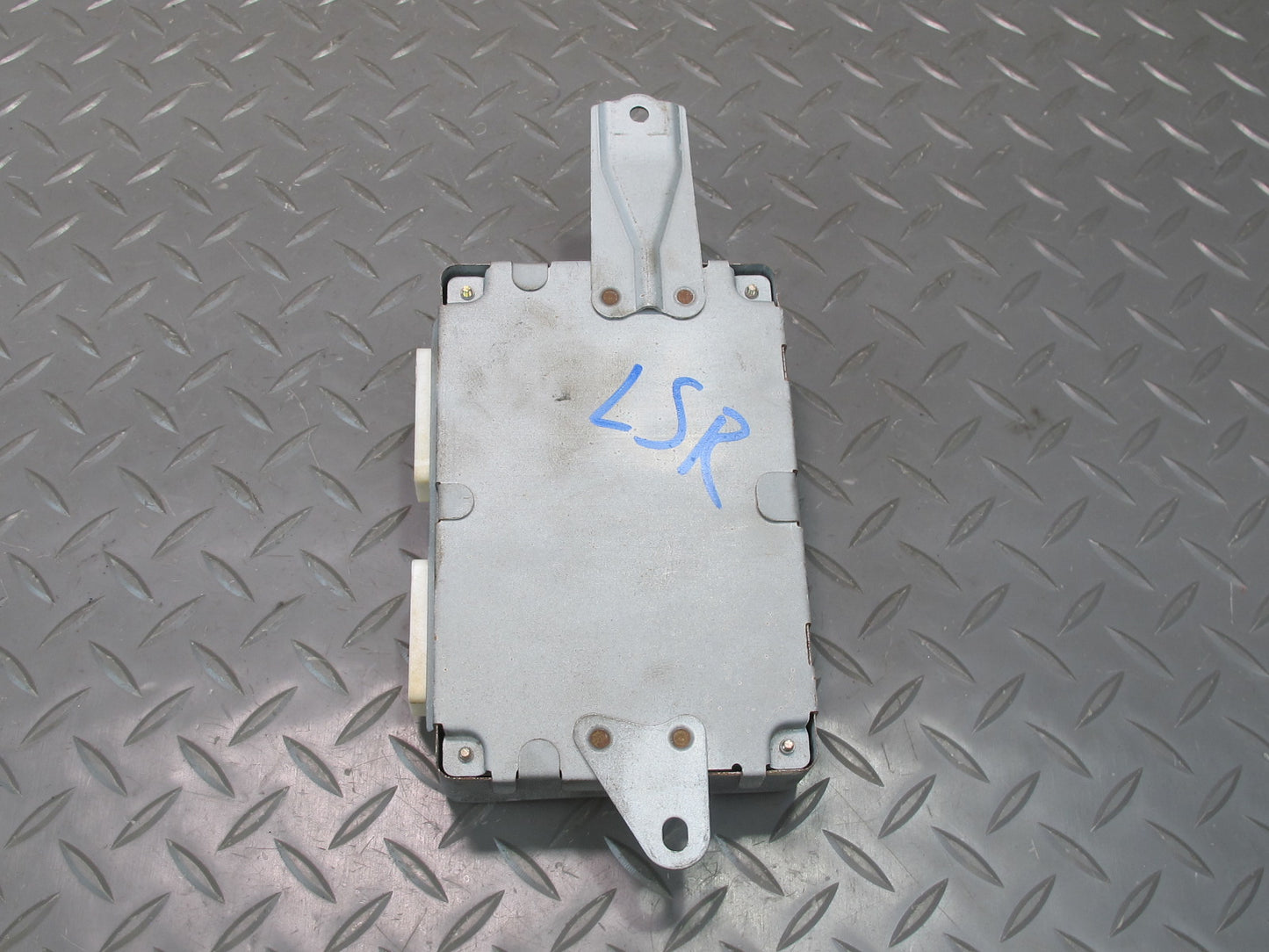 98-99 Lexus UCF20L LS400 Front Left Seat Control Module 89710-50100 OEM