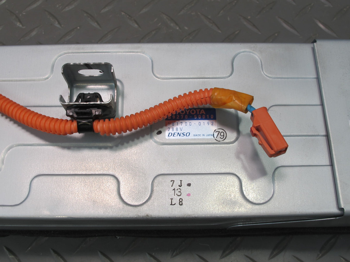 08-09 Lexus UVF46L LS600HL High Voltage Hybrid Battery Converter Module OEM