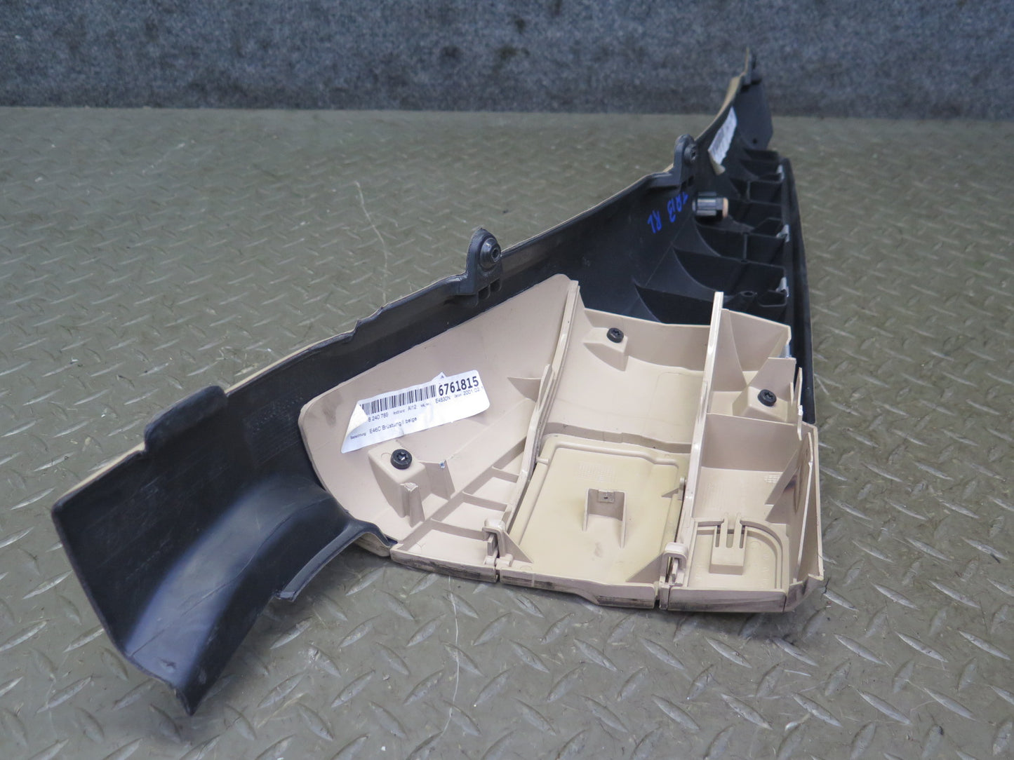 01-03 BMW E46 330ci Convertible Rear Left Lateral Trim Cover Beige 8240789 OEM