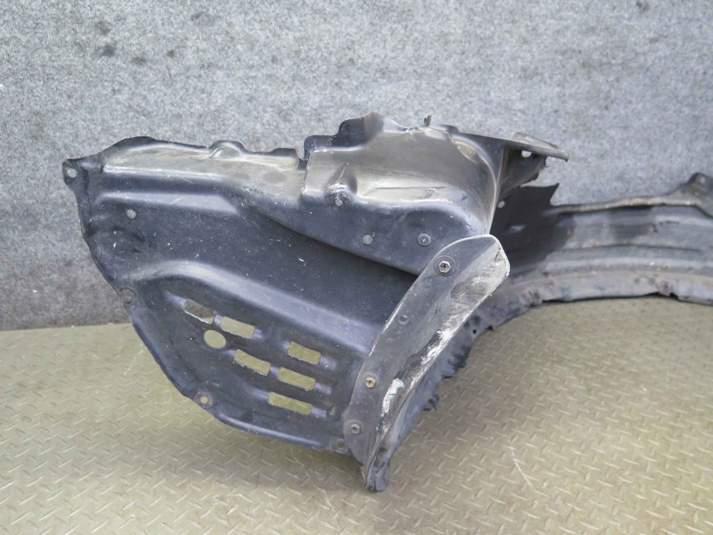 98-00 Lexus UCF20L LS400 Front Right & Left Fender Liner Splash Shield Set OEM