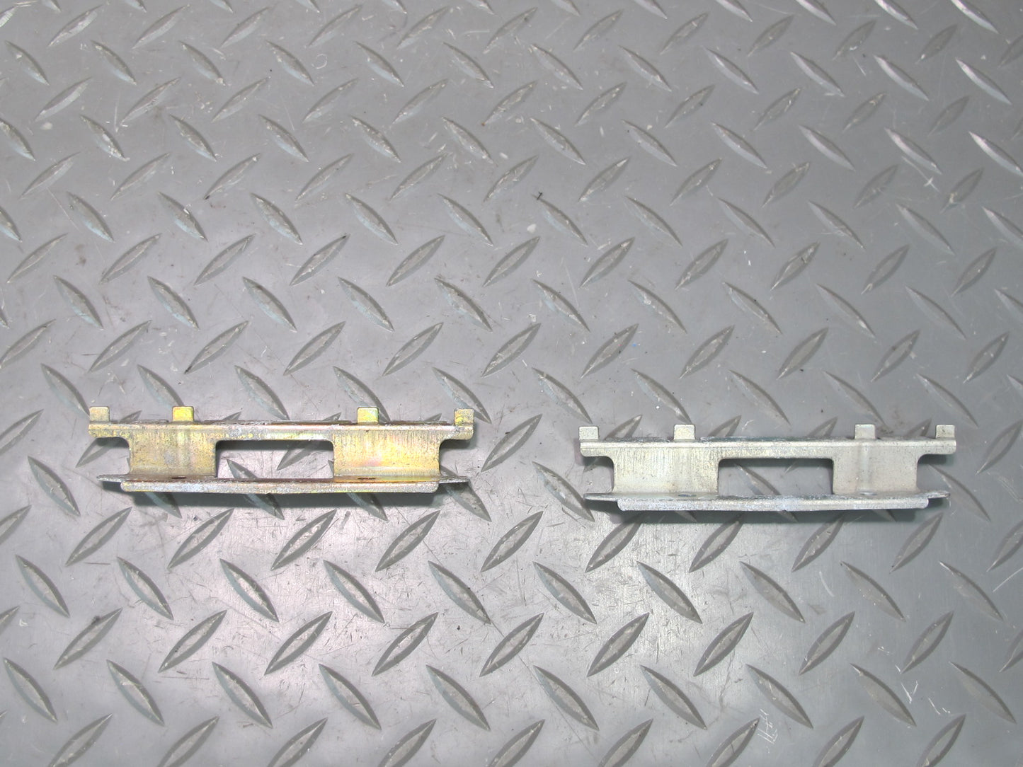 98-00 Lexus UCF20L LS400 Set of 2 Front Left & Right Door Exterior Handle OEM