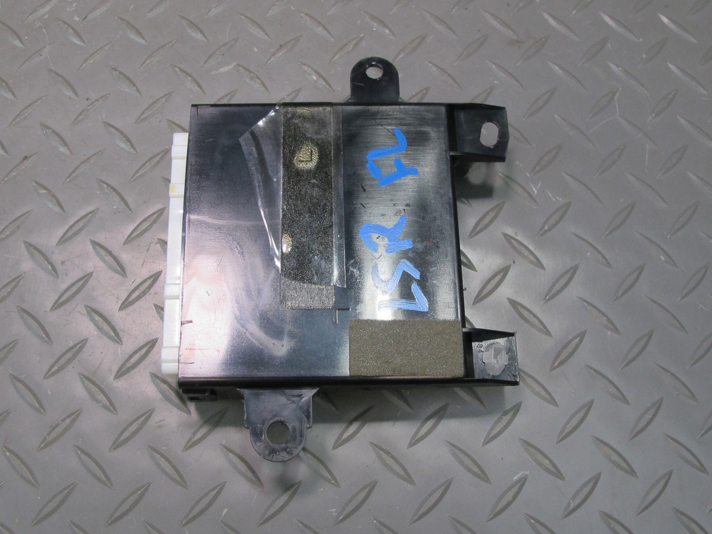 1998 Lexus UCF20L LS400 Front Left Door Control Module 89222-50100 OEM