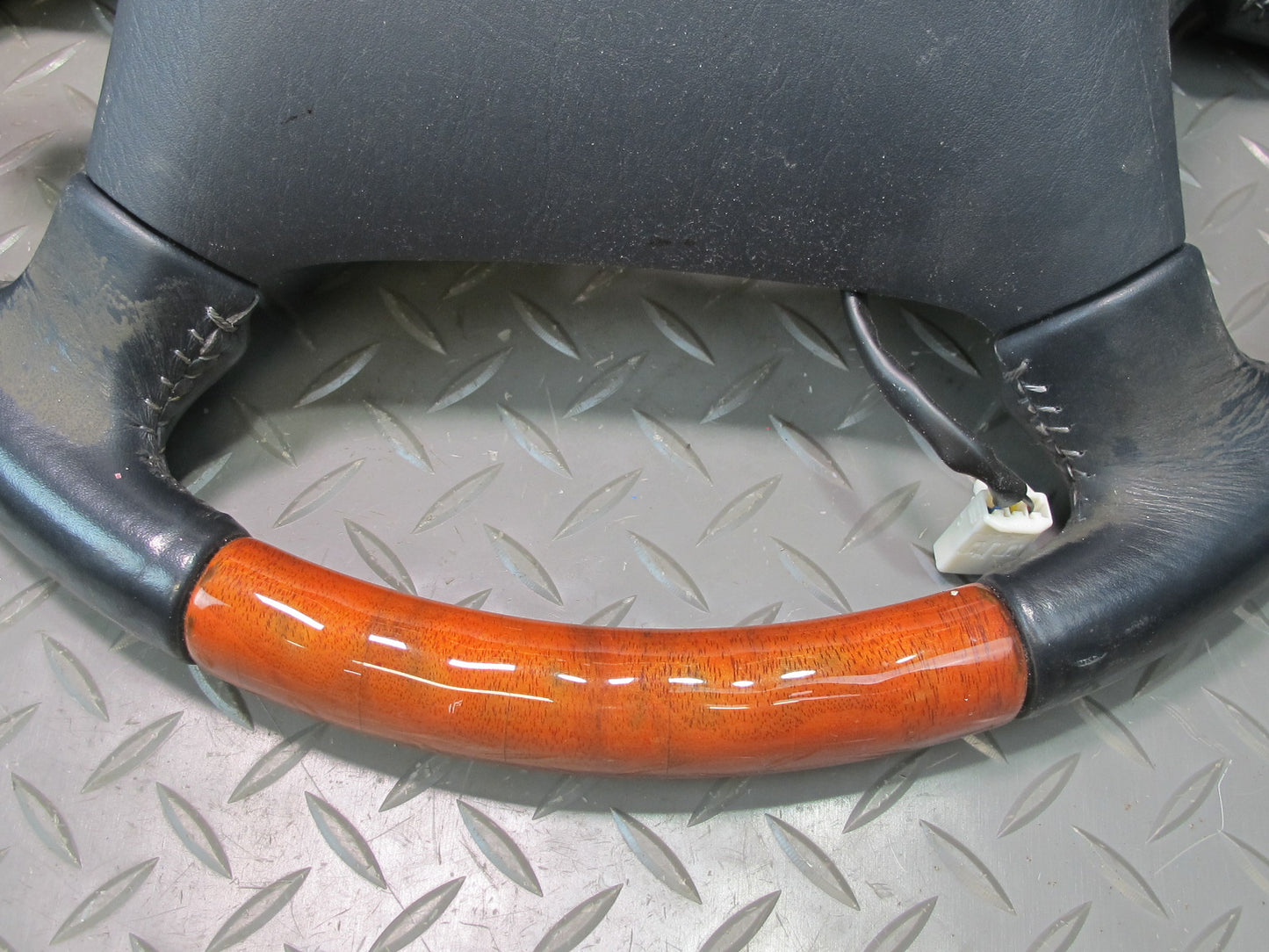 98-00 Lexus UCF20L LS400 Leather Wood Steering w Cruise Control Switch Black OEM