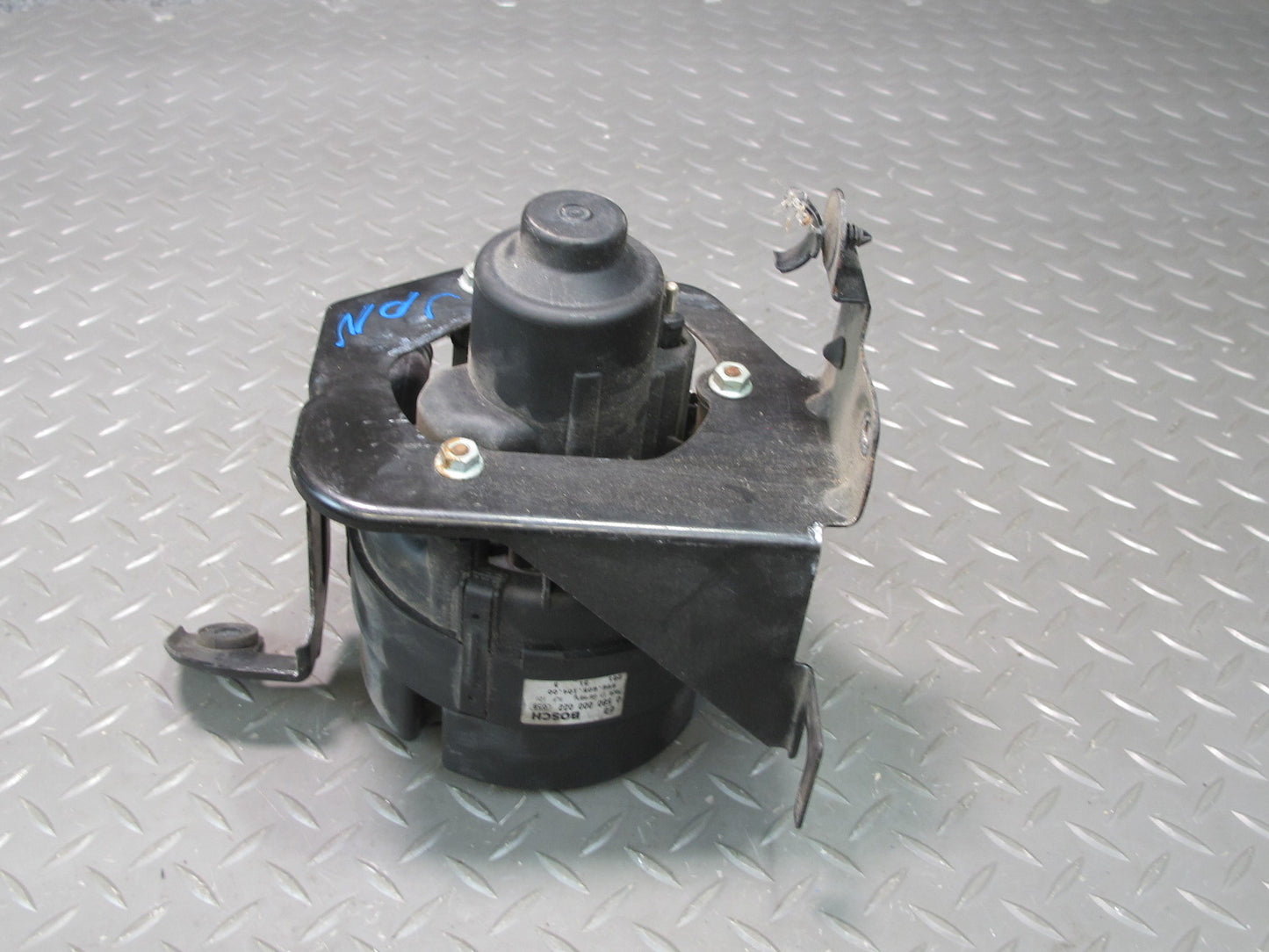 1999-2005 Porsche 911 996 Engine Secondary Air Injection Cooling Pump