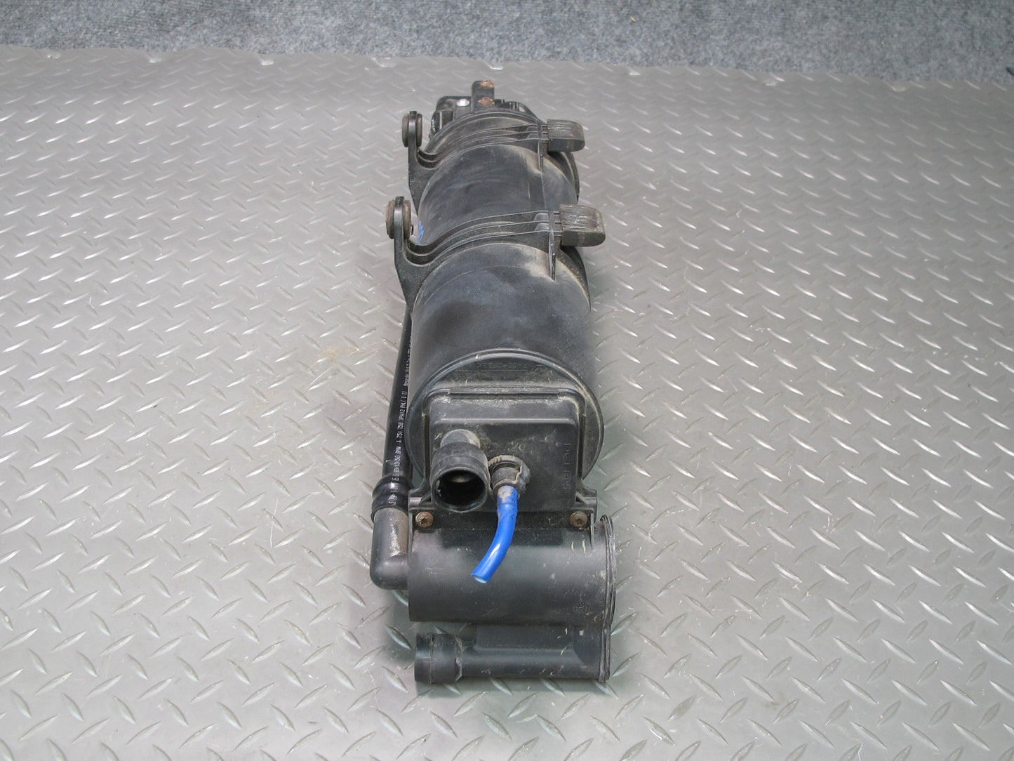 01-06 BMW E46 330CI M54 Fuel Evap Vapor Charcoal Canister w Leak Pump Assy OEM