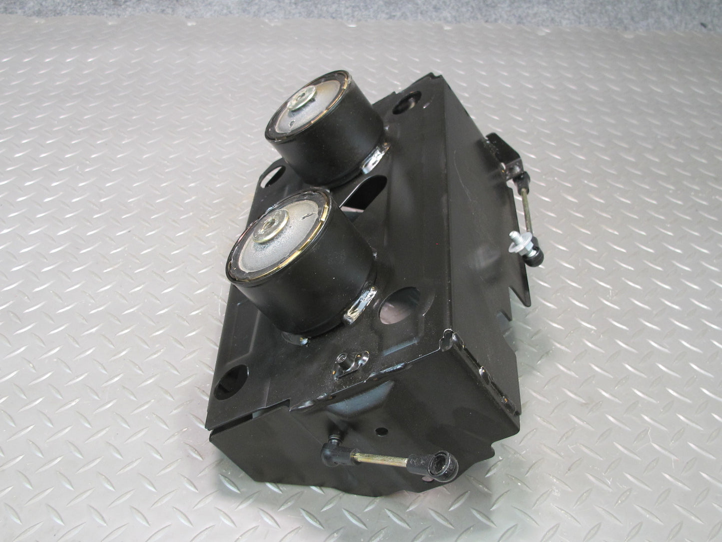 01-06 BMW E46 330ci Convertible Battery Tray Vibration Absorber Bracket Assy OEM