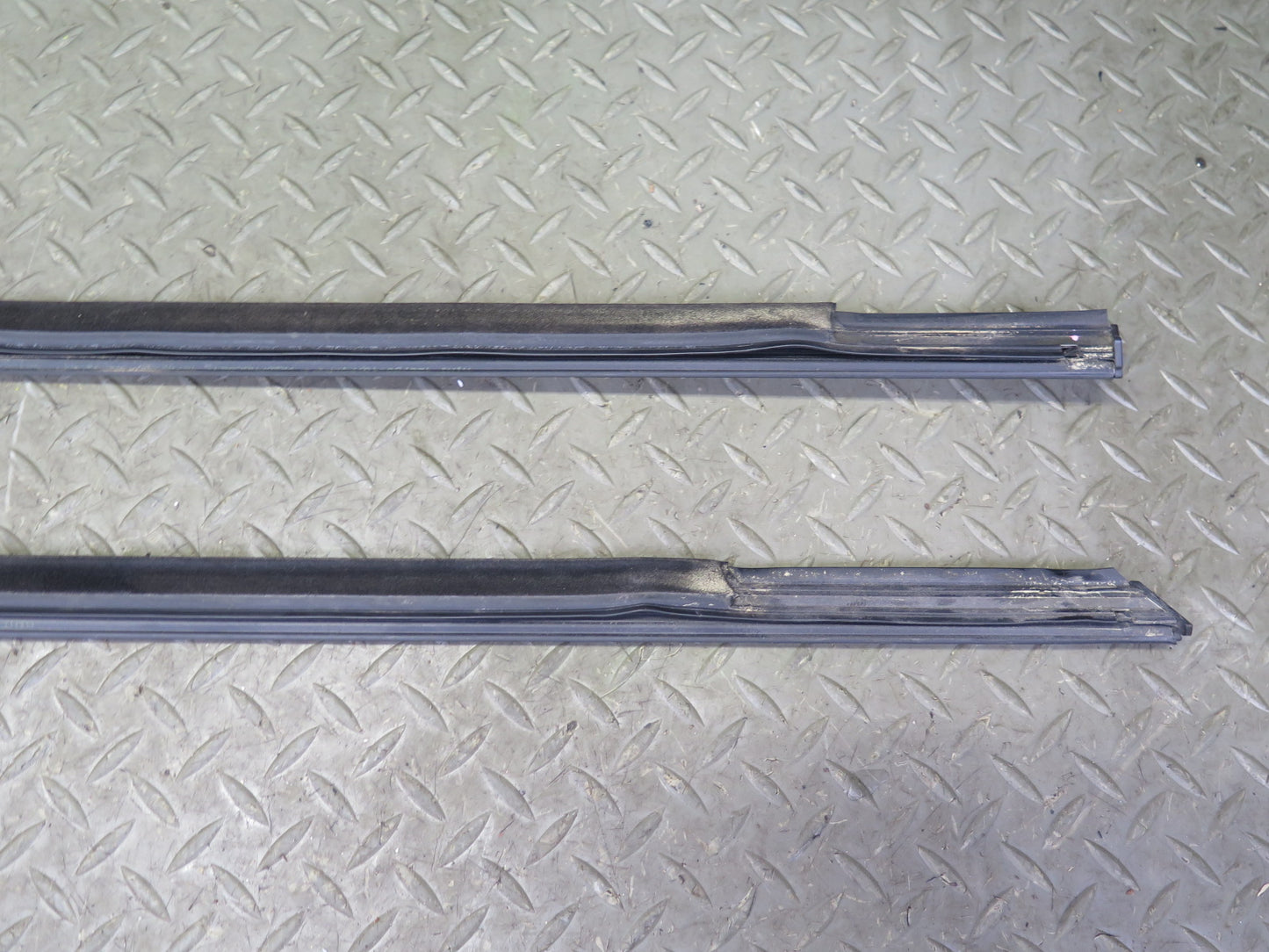 11-16 Mini Cooper R60 Set of 2 Front Door Chrome Channel Trim Molding Cover OEM
