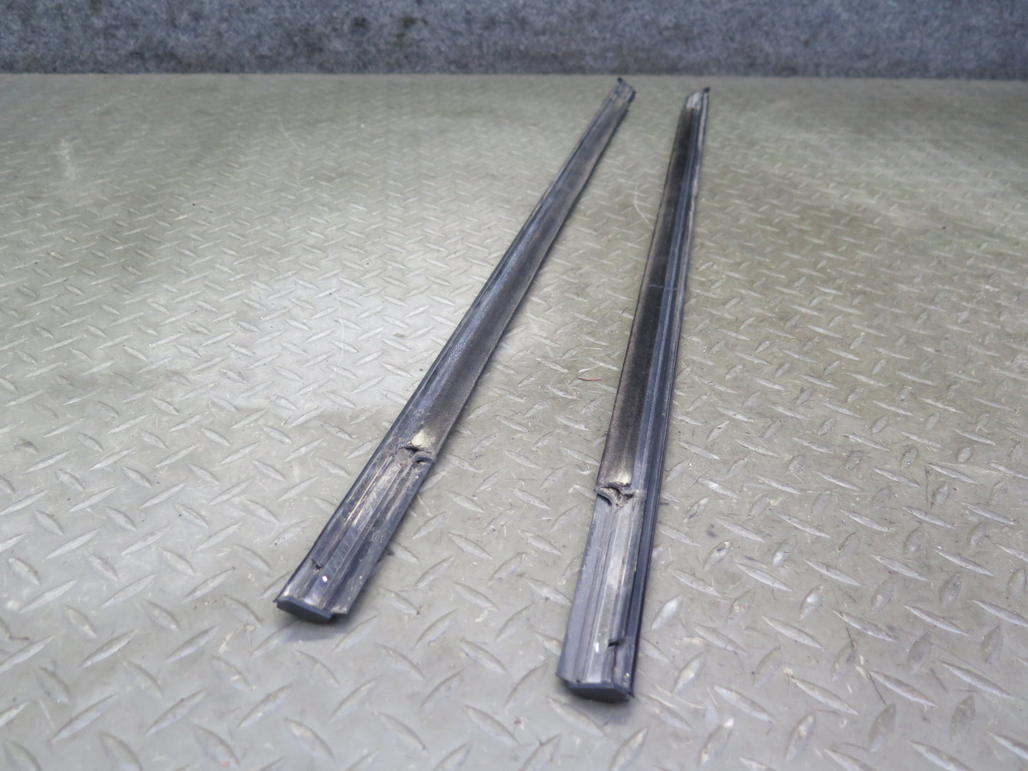 11-16 Mini Cooper R60 Set of 2 Rear Door Chrome Channel Trim Molding Cover OEM