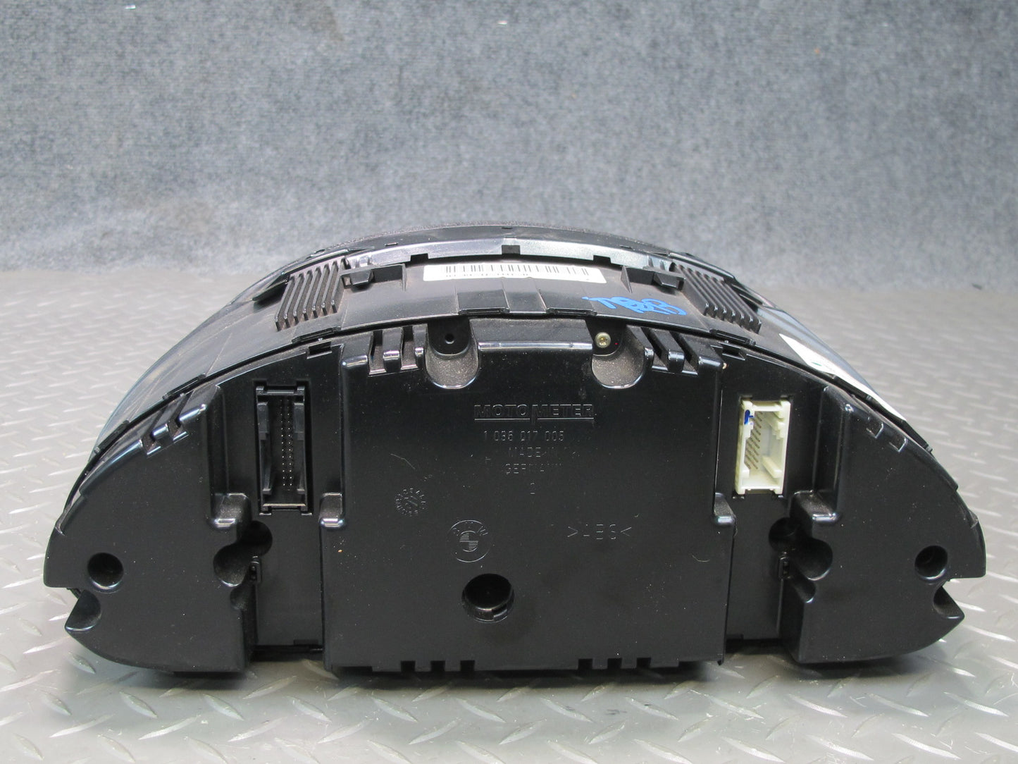 2001 BMW E46 330Ci Coupe Conv M/T Instrument Cluster Gauge Speedometer 77K OEM