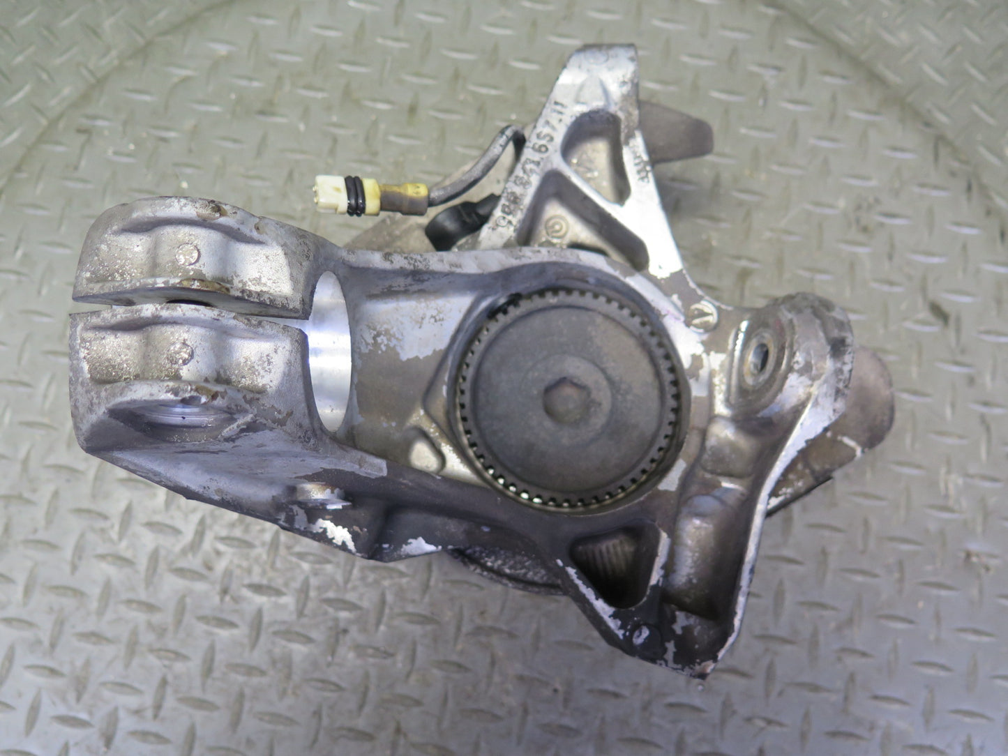 1997-2004 Porsche Boxster 986 Front Left Spindle Knuckle Wheel Hub Bearing