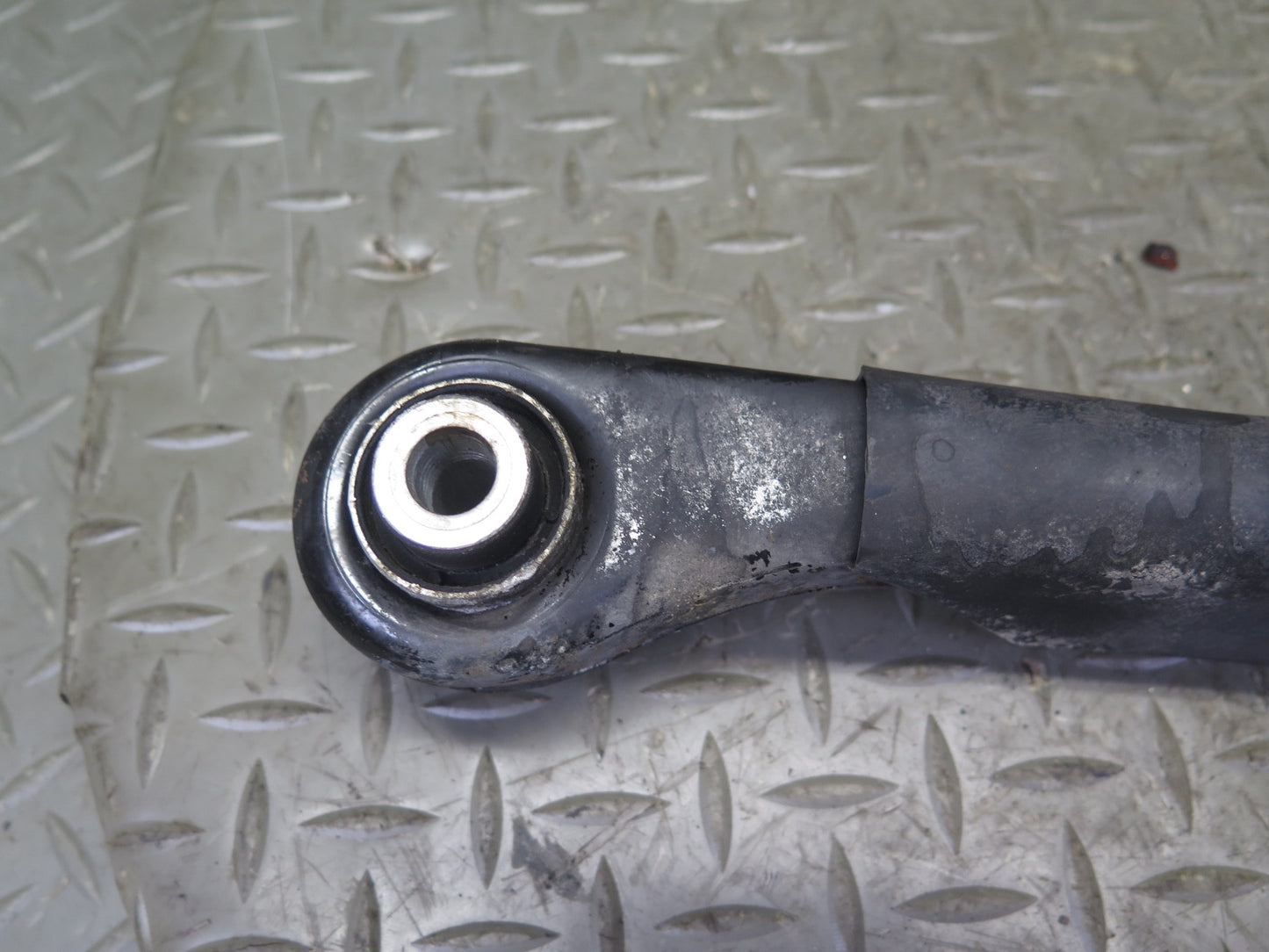 01-06 BMW E46 330ci RWD Set of 2 Rear Left Upper & Lower Control Arm 77K OEM