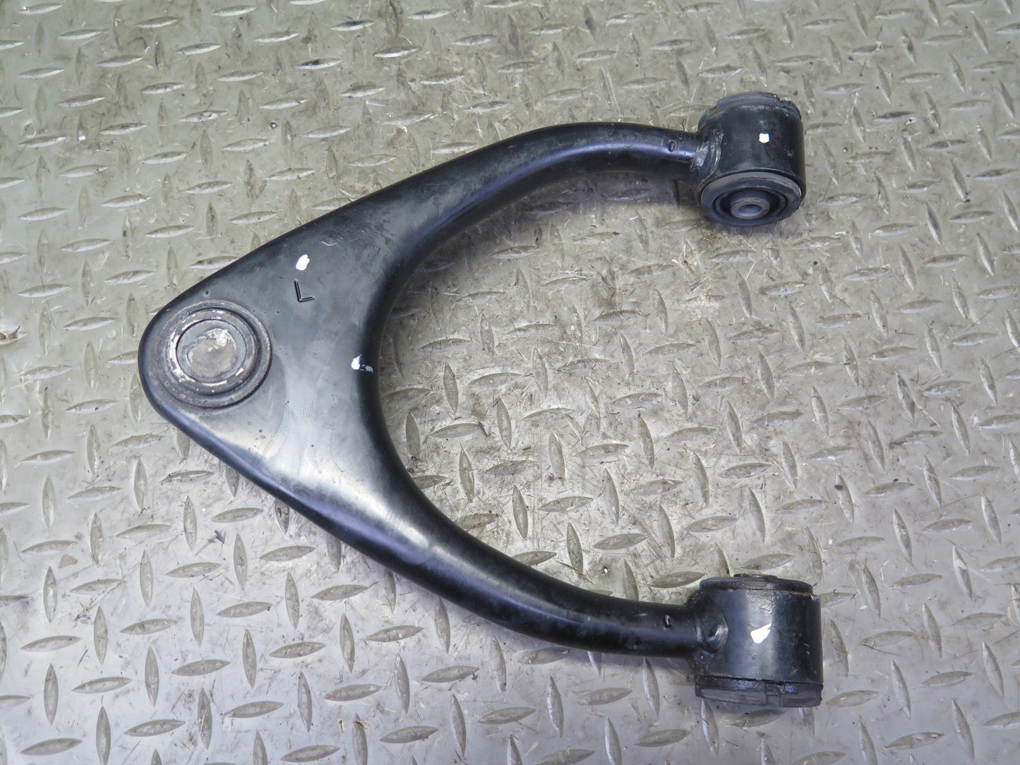 01-05 Lexus JCE10L IS300 Set of 3 Front Left Suspension Control Arm OEM