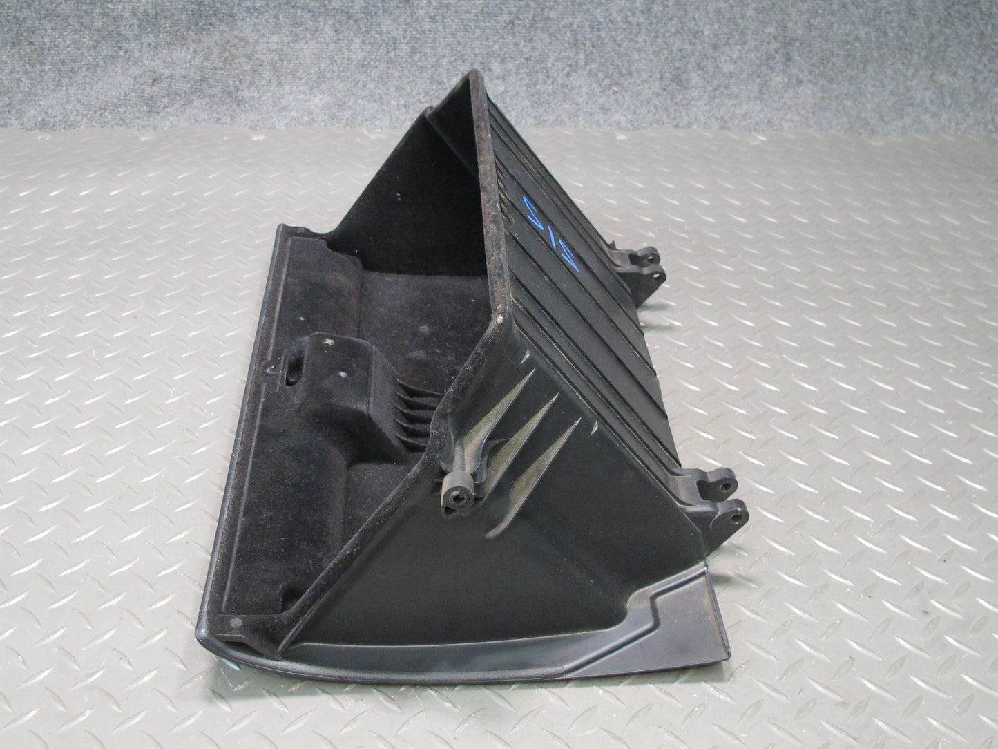 01-05 Lexus JCE10L IS300 Dash Glove Box Compartment Storage OEM