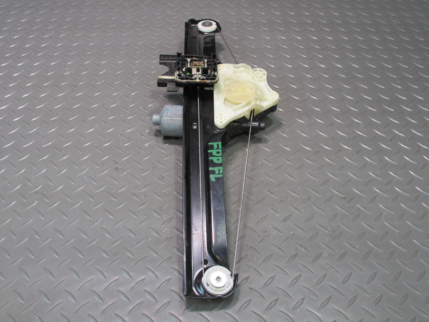 17-23 Porsche Panamera 971 Front Left Door Window Regulator w Motor 971837401