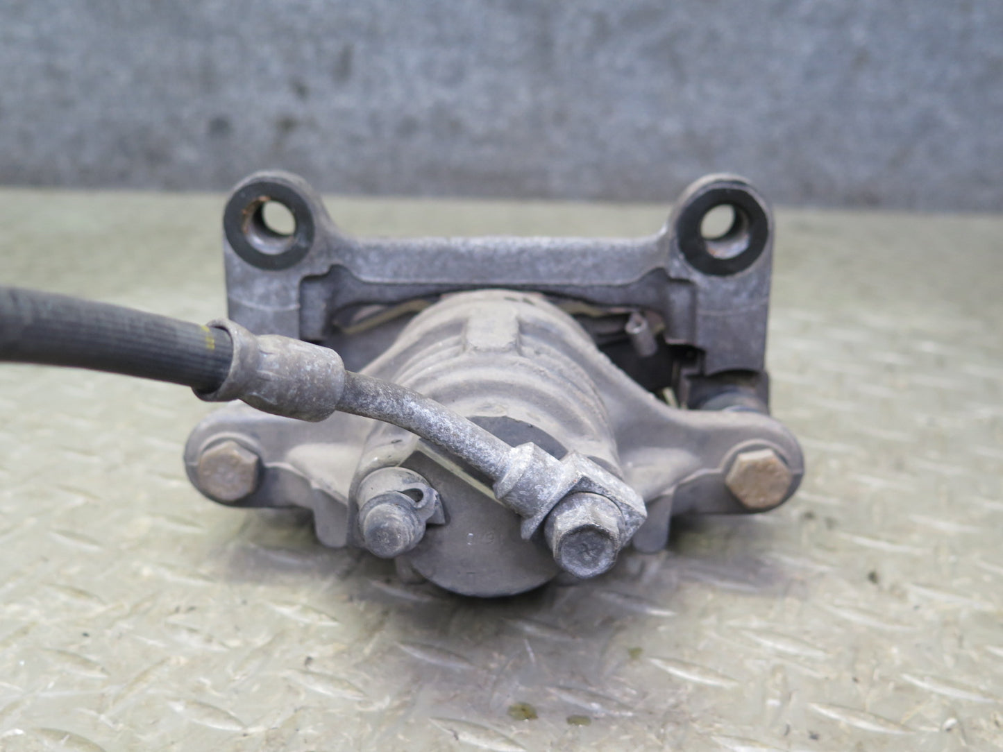 97-04 Chevrolet Corvette C5 Coupe Convert Set of 2 Rear Brake Caliper PBR OEM