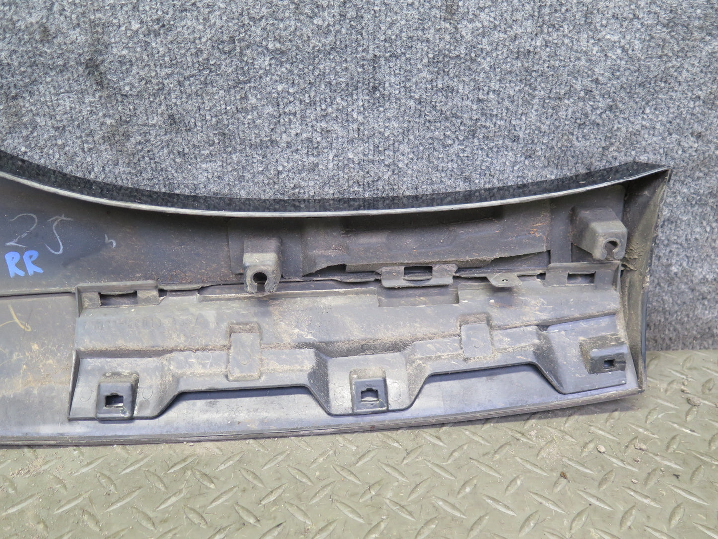 2003-2009 Lexus UZJ120L GX470 Rear Right Side Fender Flare Trim Molding Cover