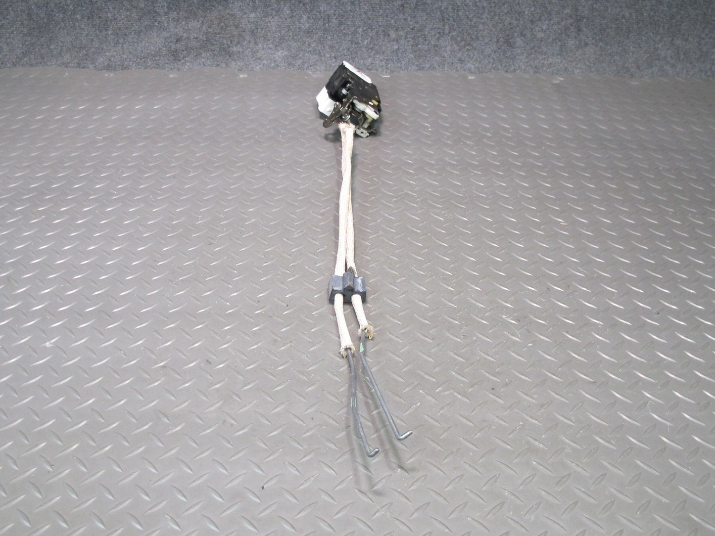 00-04 Chevrolet Corvette C5 Right Door Lock Latch Actuator w Cables OEM