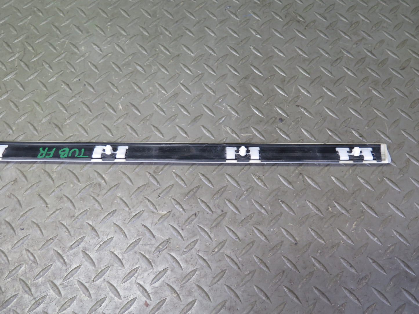 01-06 BMW E46 330ci Coupe Convert Set of 6 Door Fender Quarter Trim Molding OEM