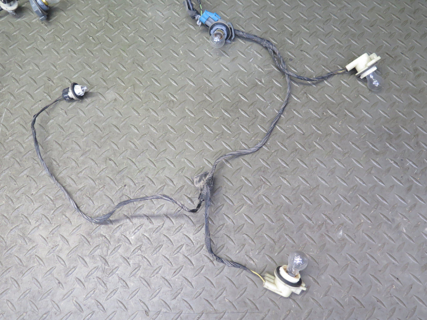 2001 Chevrolet Corvette C5 Convertible Rear Bumper Wire Wiring Harness OEM