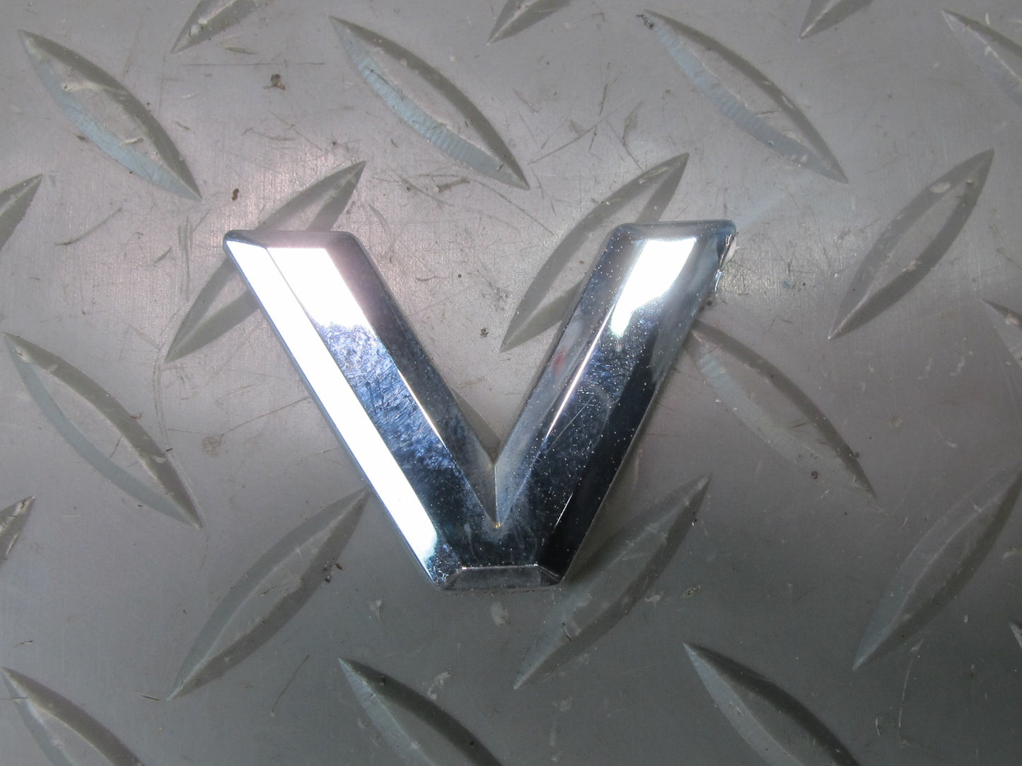 2003-2009 Lexus UZJ120L GX470 Rear Trunk Lid Emblem Logo Badge Symbol Set