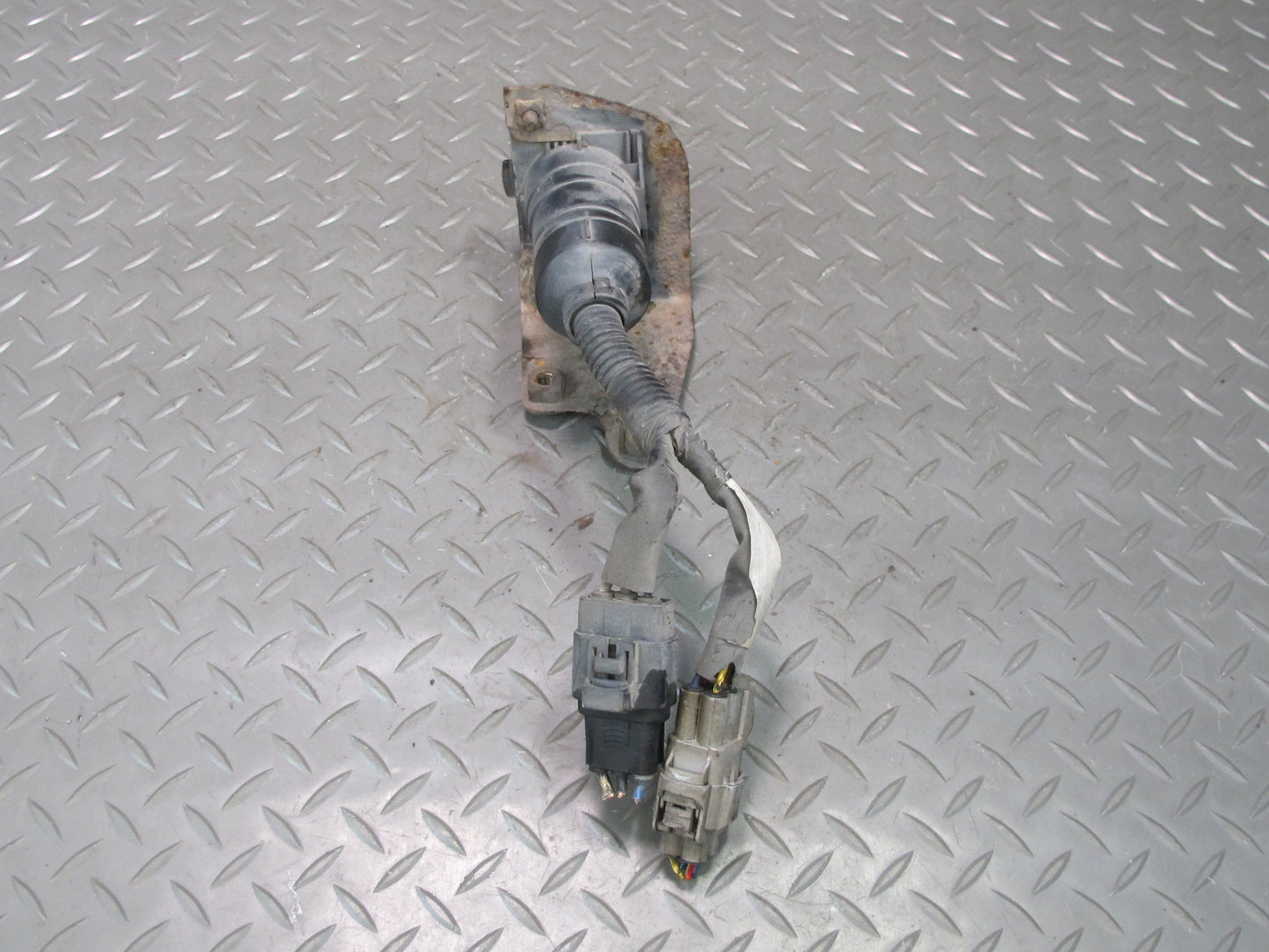 2003-2009 Lexus UZJ120L GX470 Trailer Hitch Towing Plug Wire Harness W/ Bracket