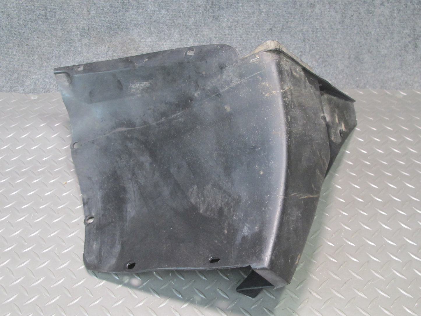 97-04 Chevrolet Corvette C5 Front Left Fender Liner Splash Shield Guard OEM