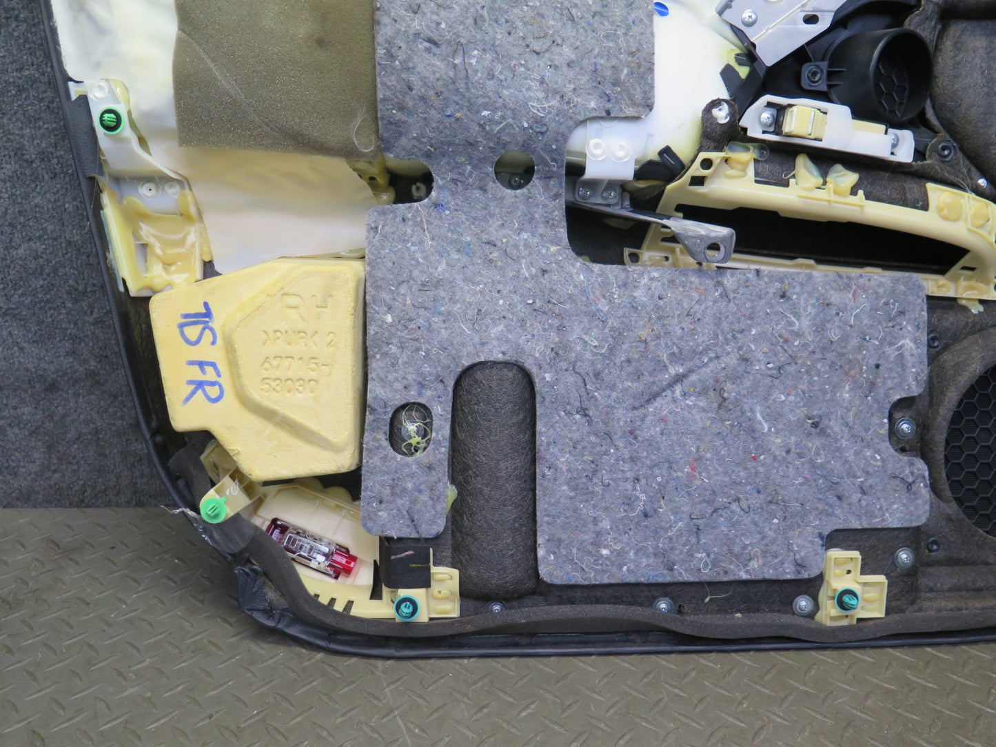 2008 Lexus USE20L Is-f Front Right Interior Door Panel Trim Cover Black OEM